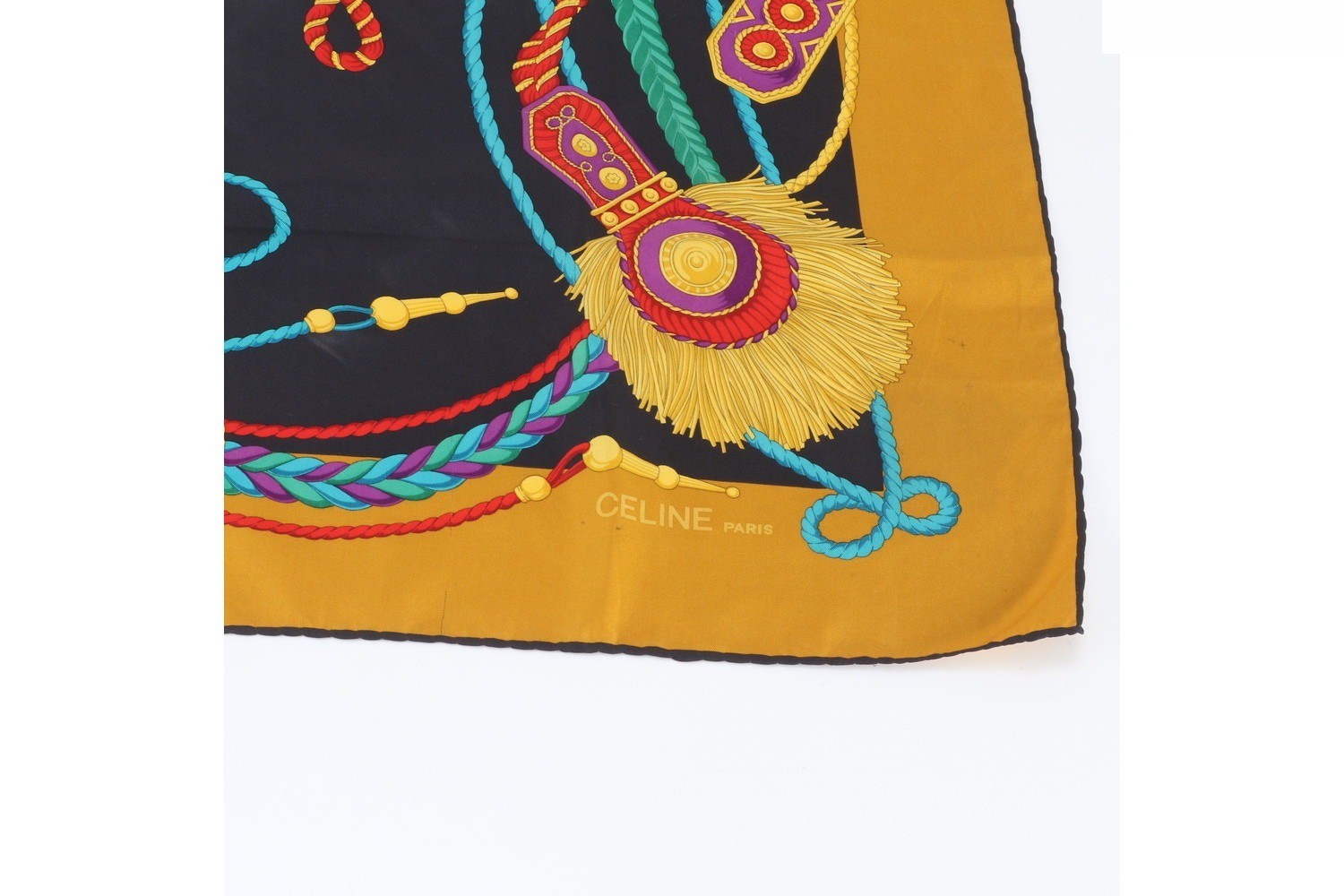 scarf — view 5