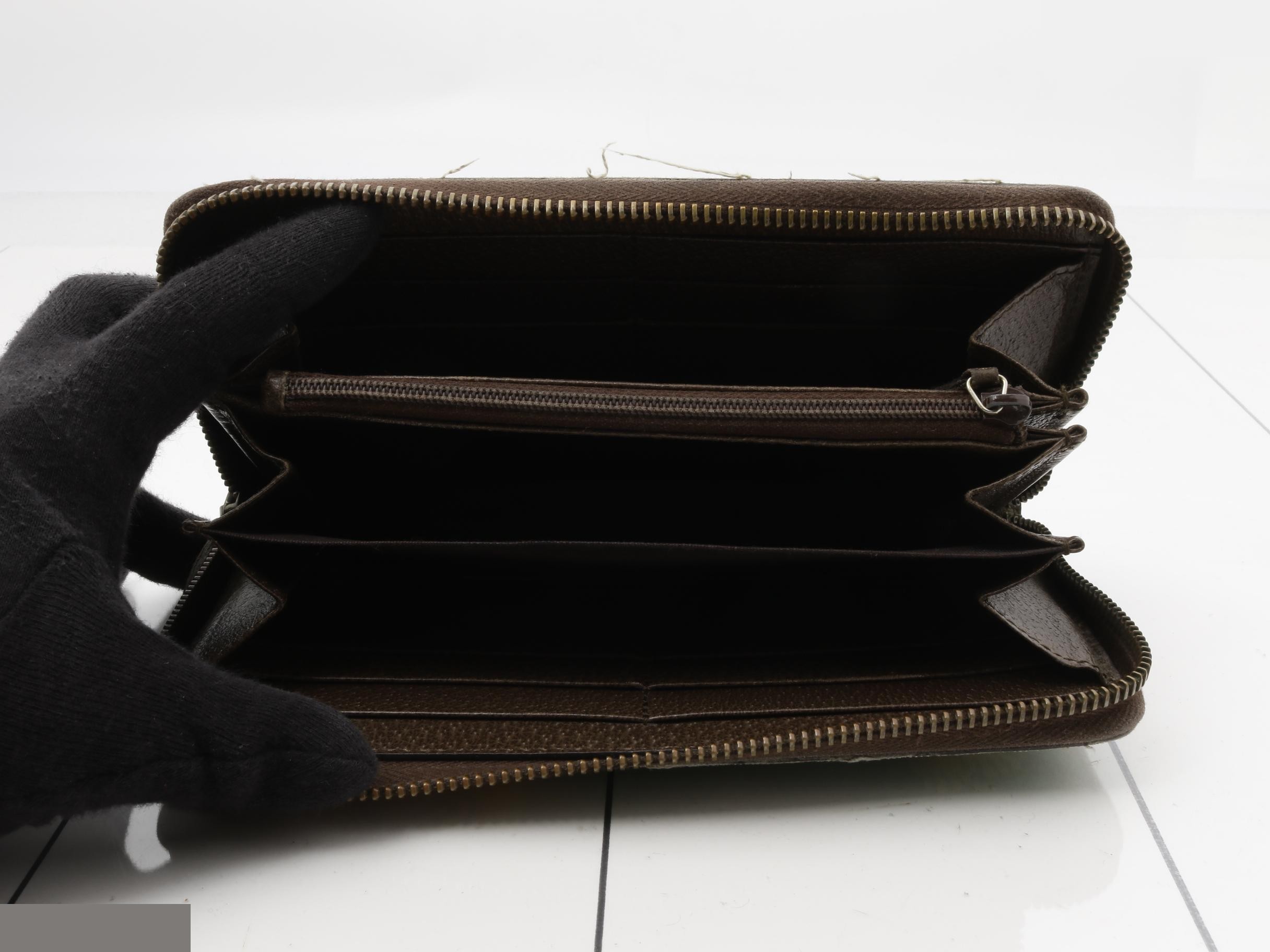 round zipper wallet — view 4
