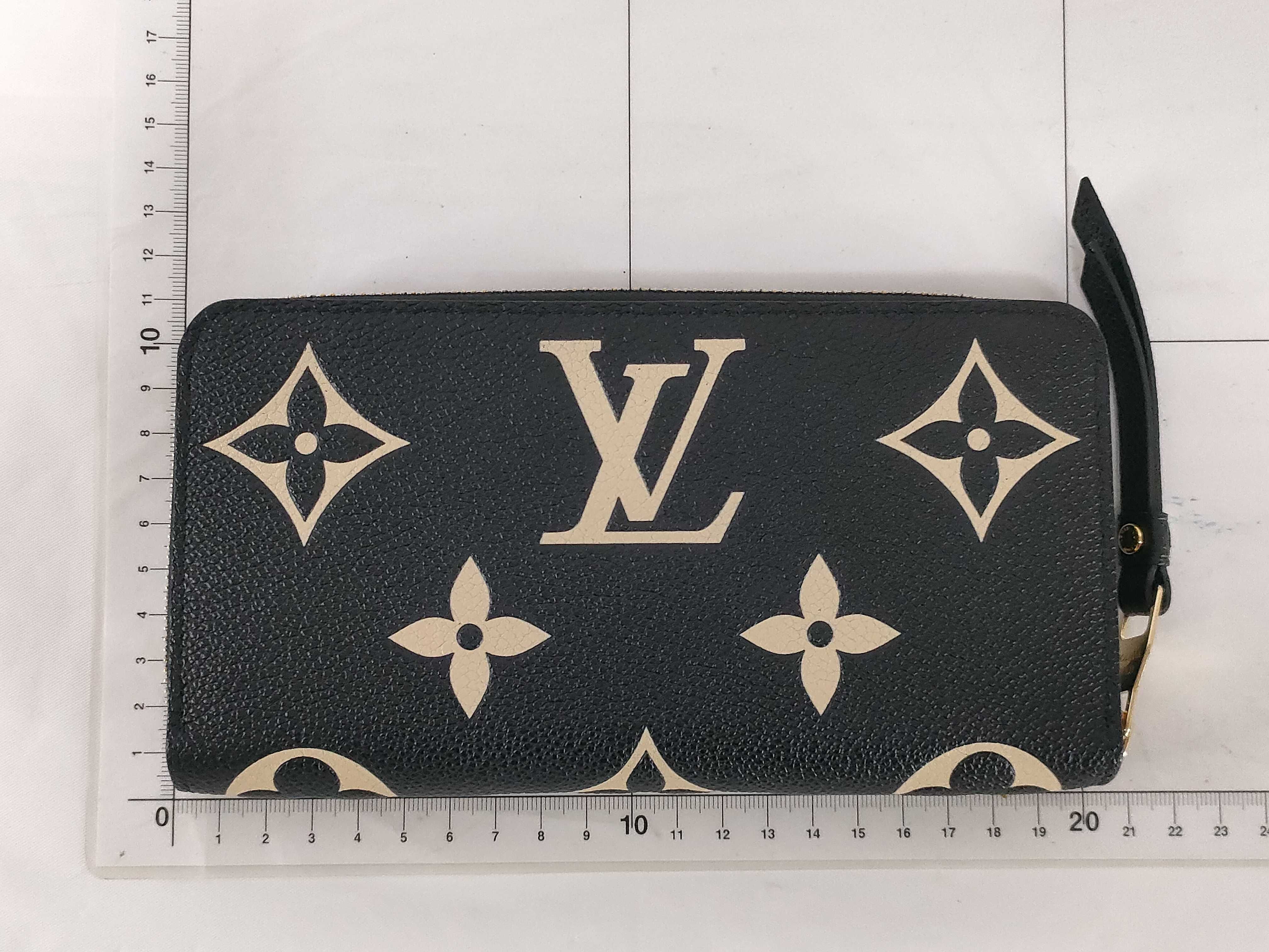 Bicolor Monogram Empreinte Zippy Wallet M80481 Noir x Cream Round Zip Wallet — view 2