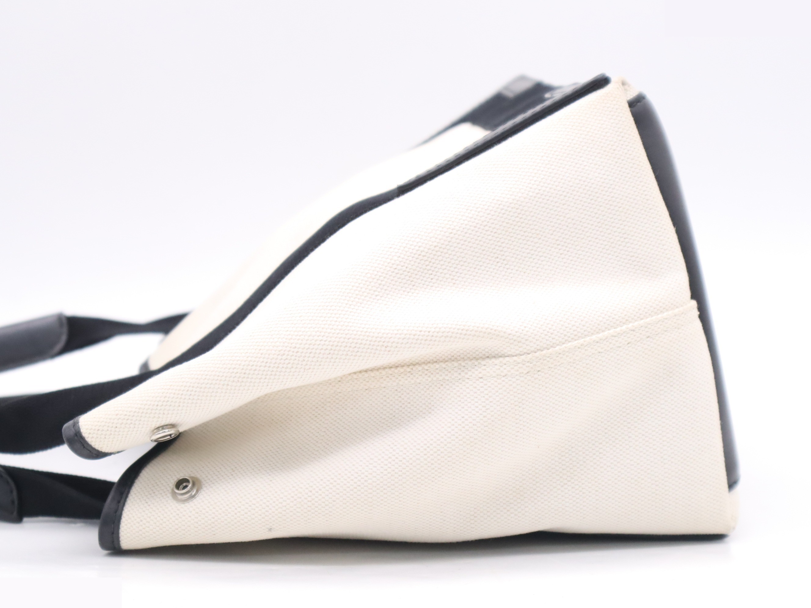 Canvas bag, navy, with pouch, beige, black. — view 3