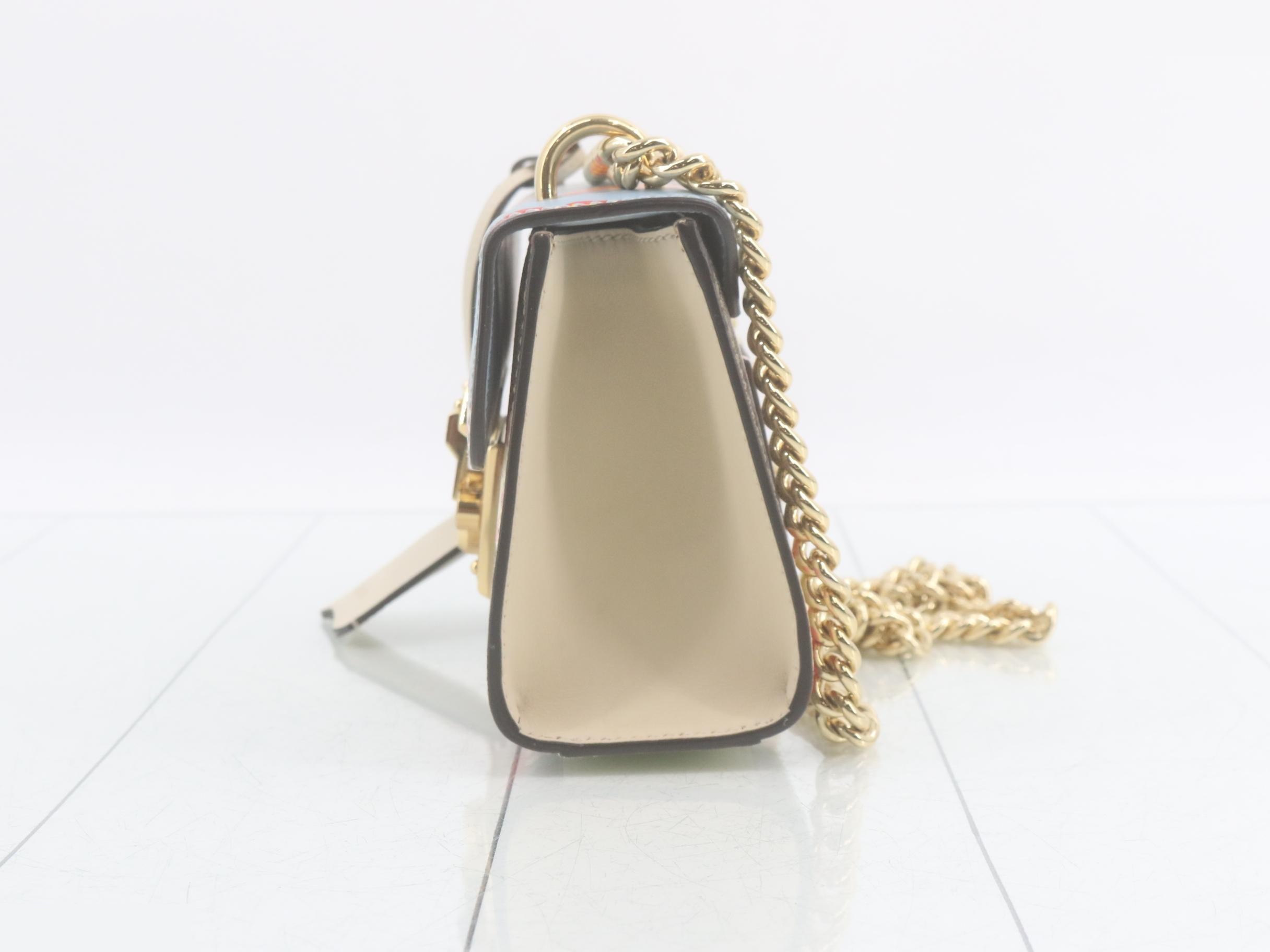 Padlock GG Supreme Apple Motif Chain Shoulder Bag — view 3