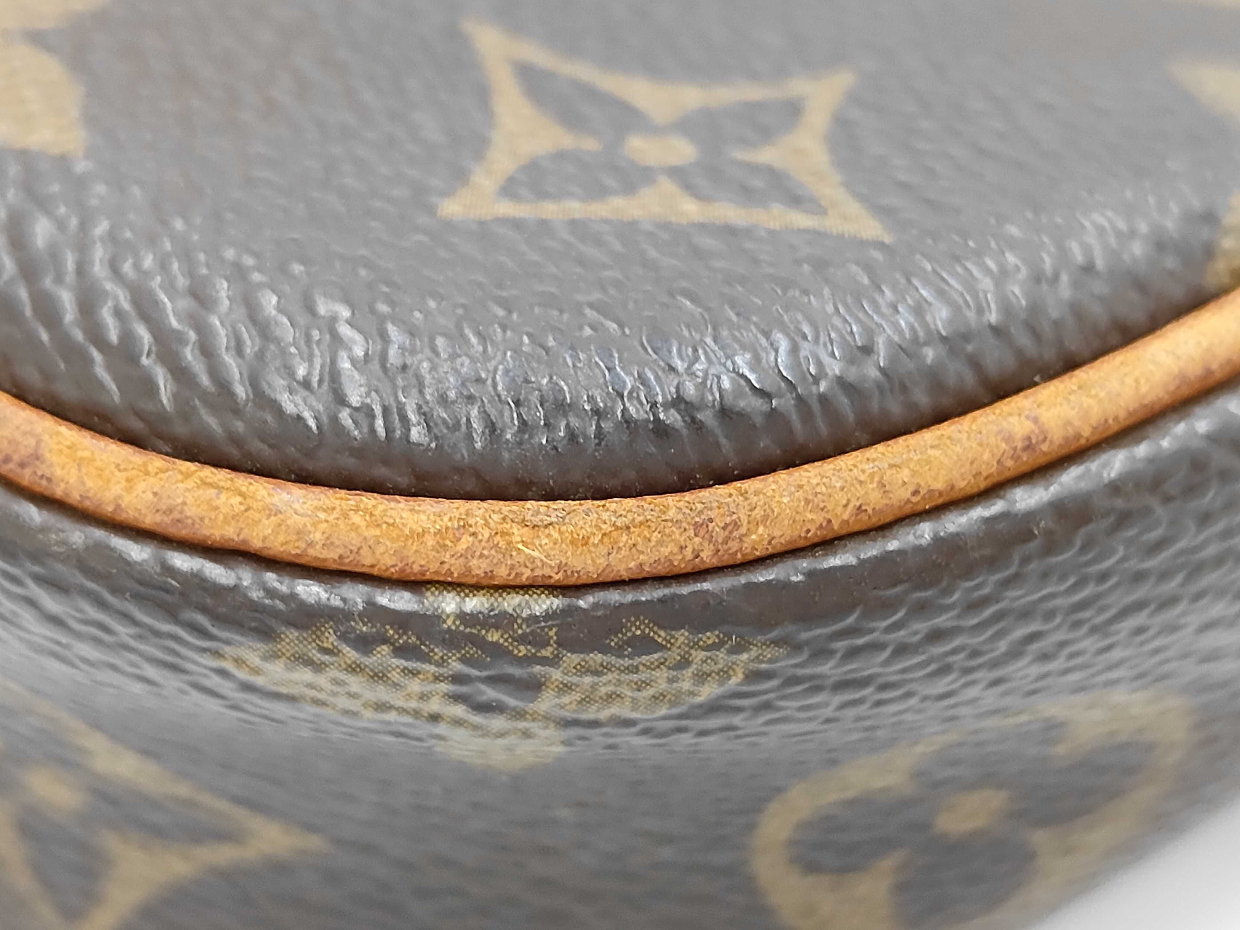 Monogram Pochette Gange M51870 Shoulder Bag — view 4