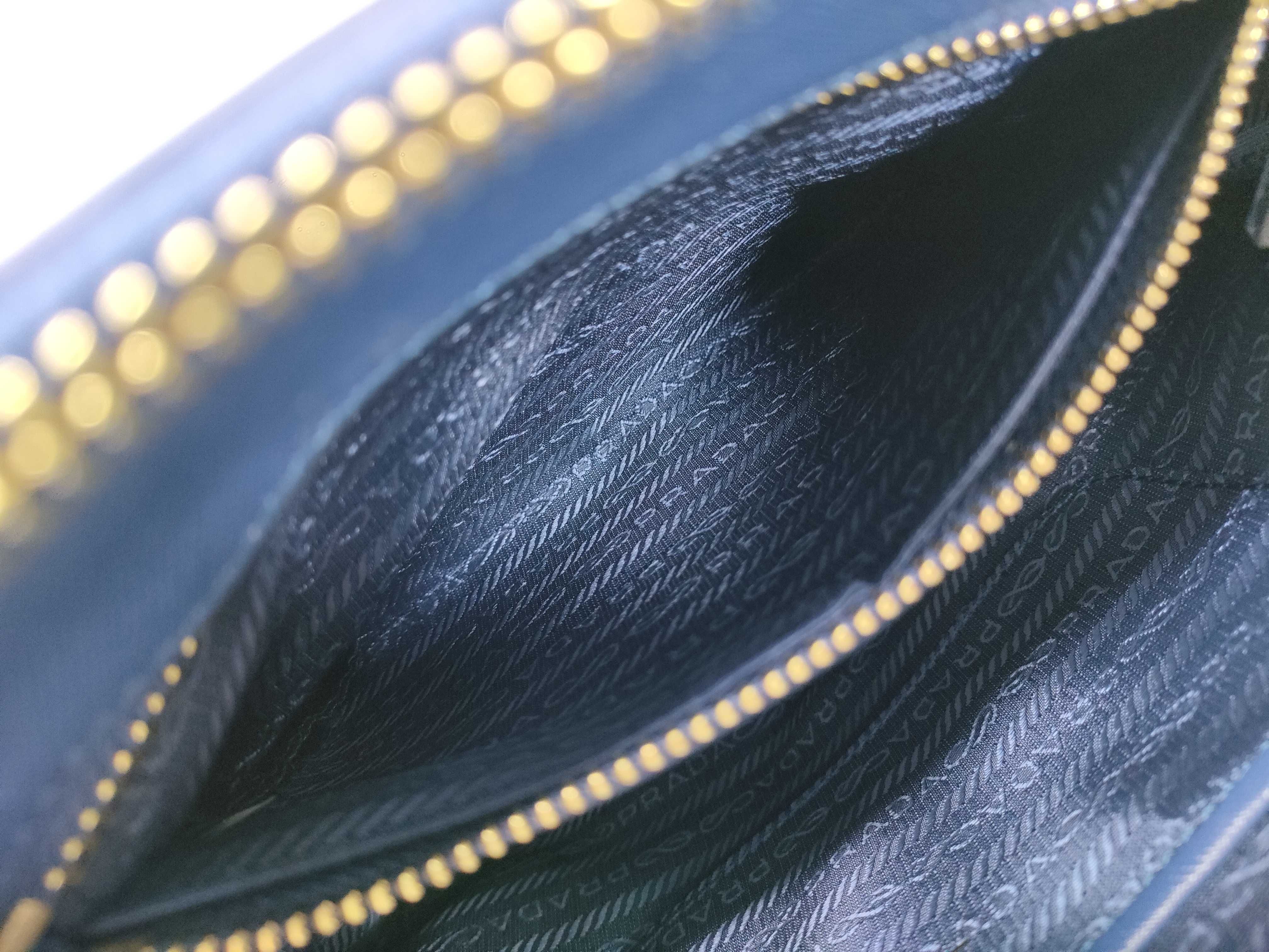 bag / Prada handbag — view 10