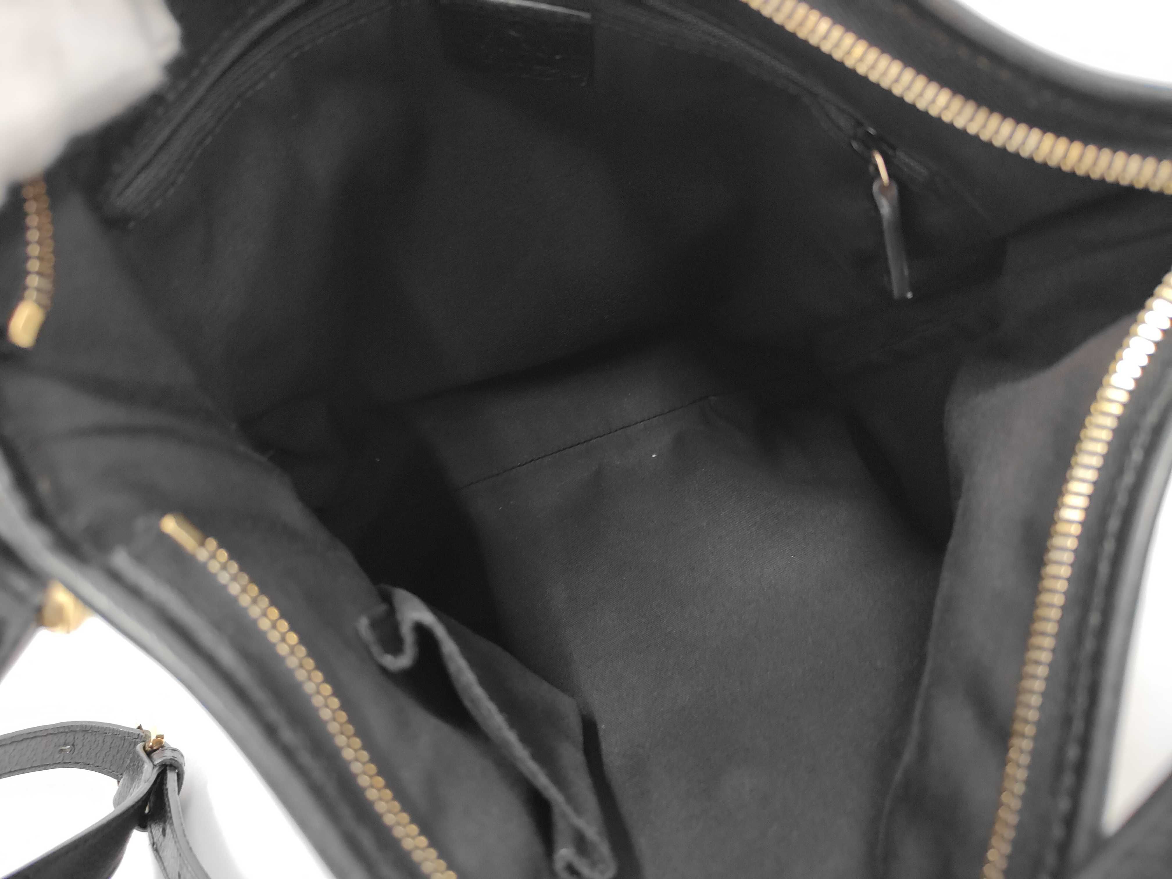 GG Canvas Black Shoulder Bag — view 8