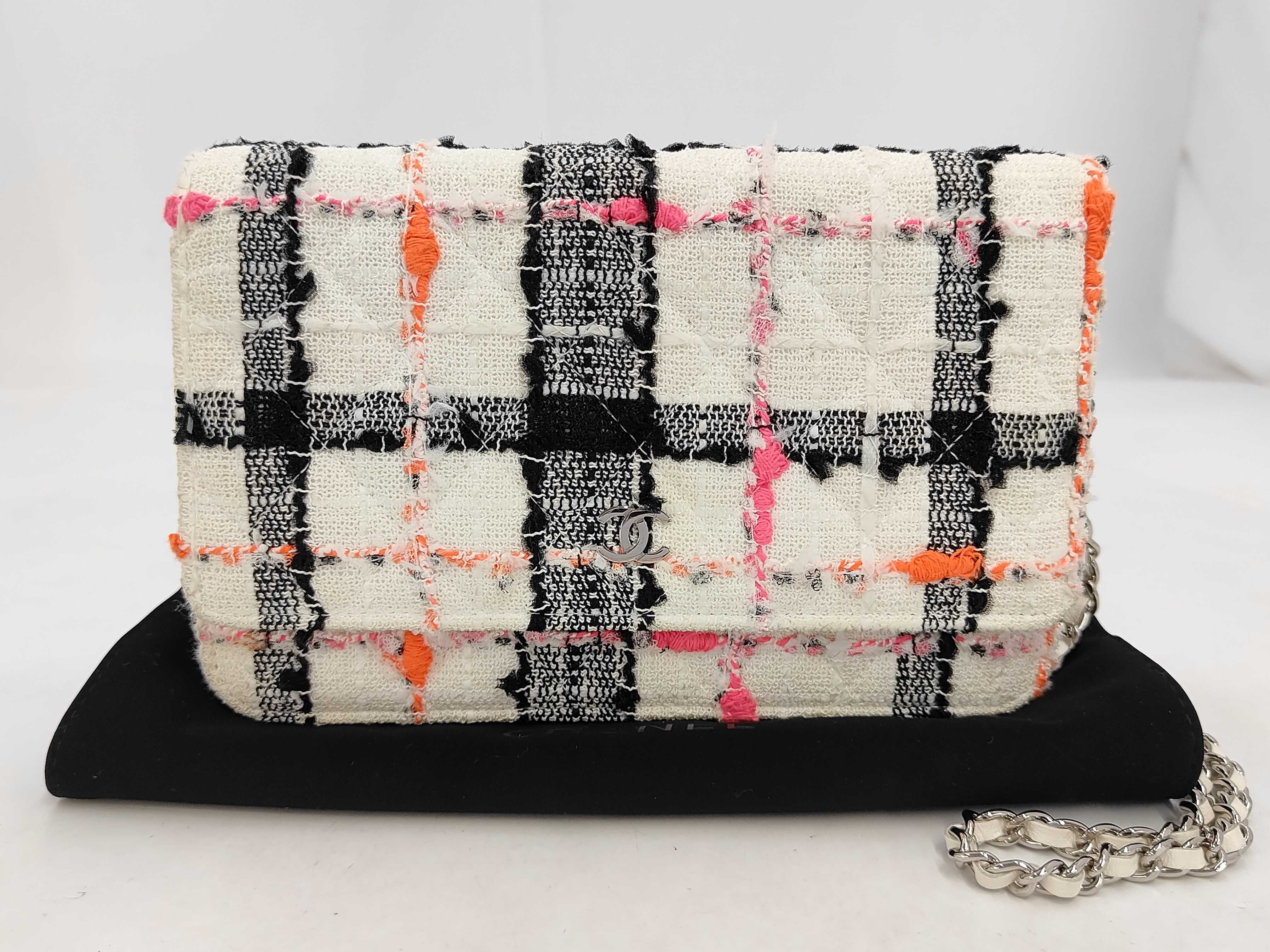 Tweed Check Pattern Chain Wallet Shoulder Bag