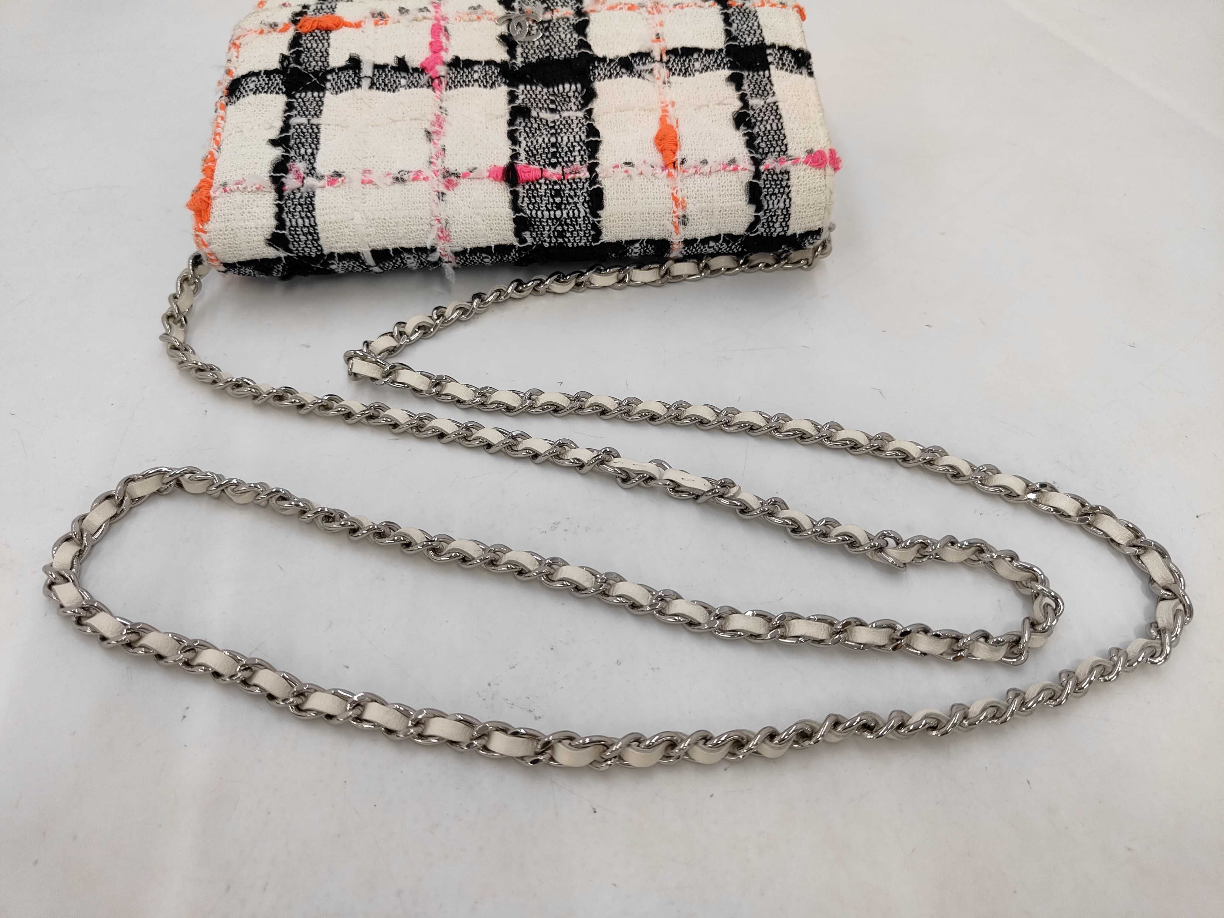 Tweed Check Pattern Chain Wallet Shoulder Bag — view 5