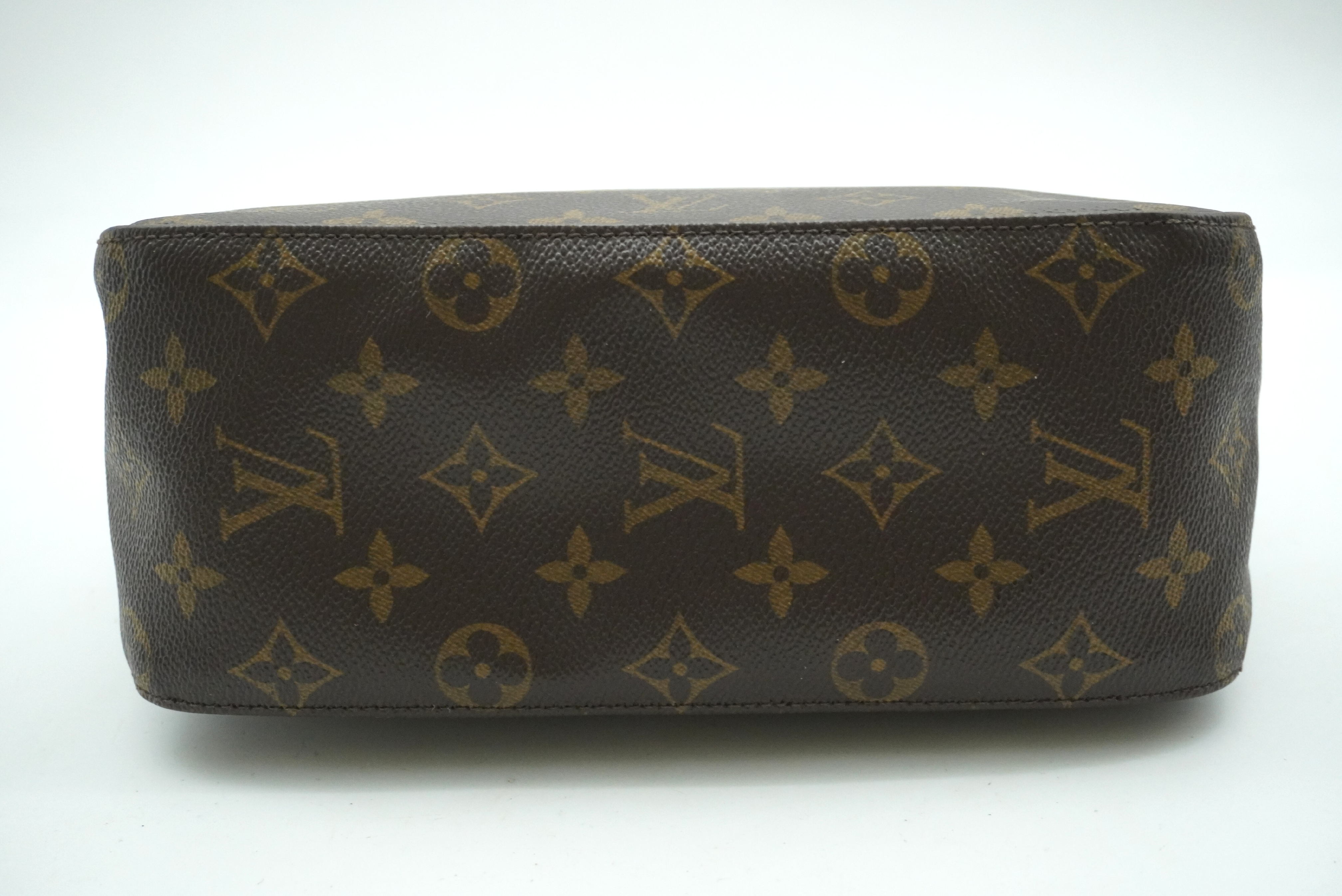Monogram Looping MM M51146 Shoulder Bag — view 5
