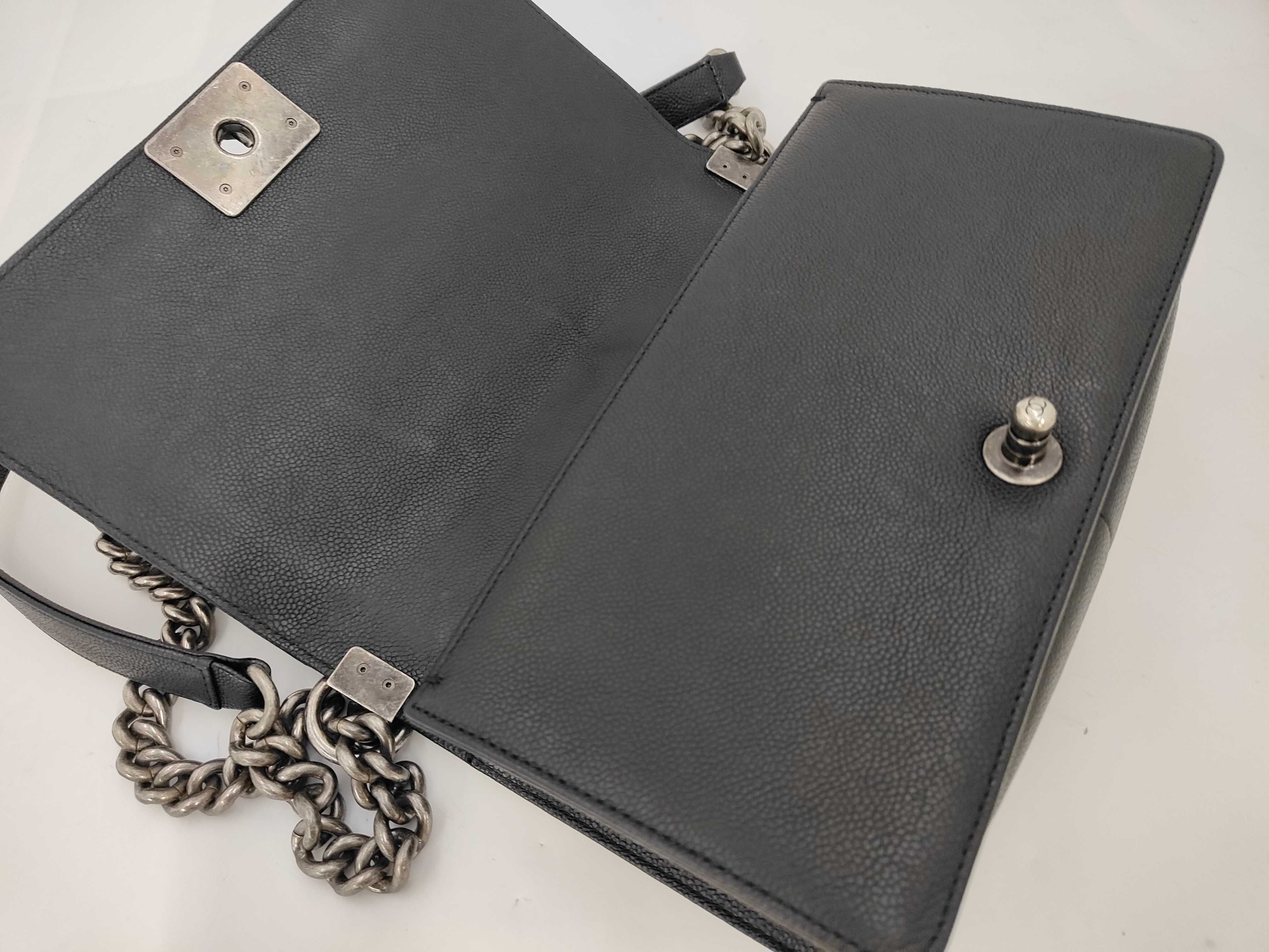 Boy Chanel 25, silver hardware, serial number 23, with card and seal, shoulder bag. — view 8