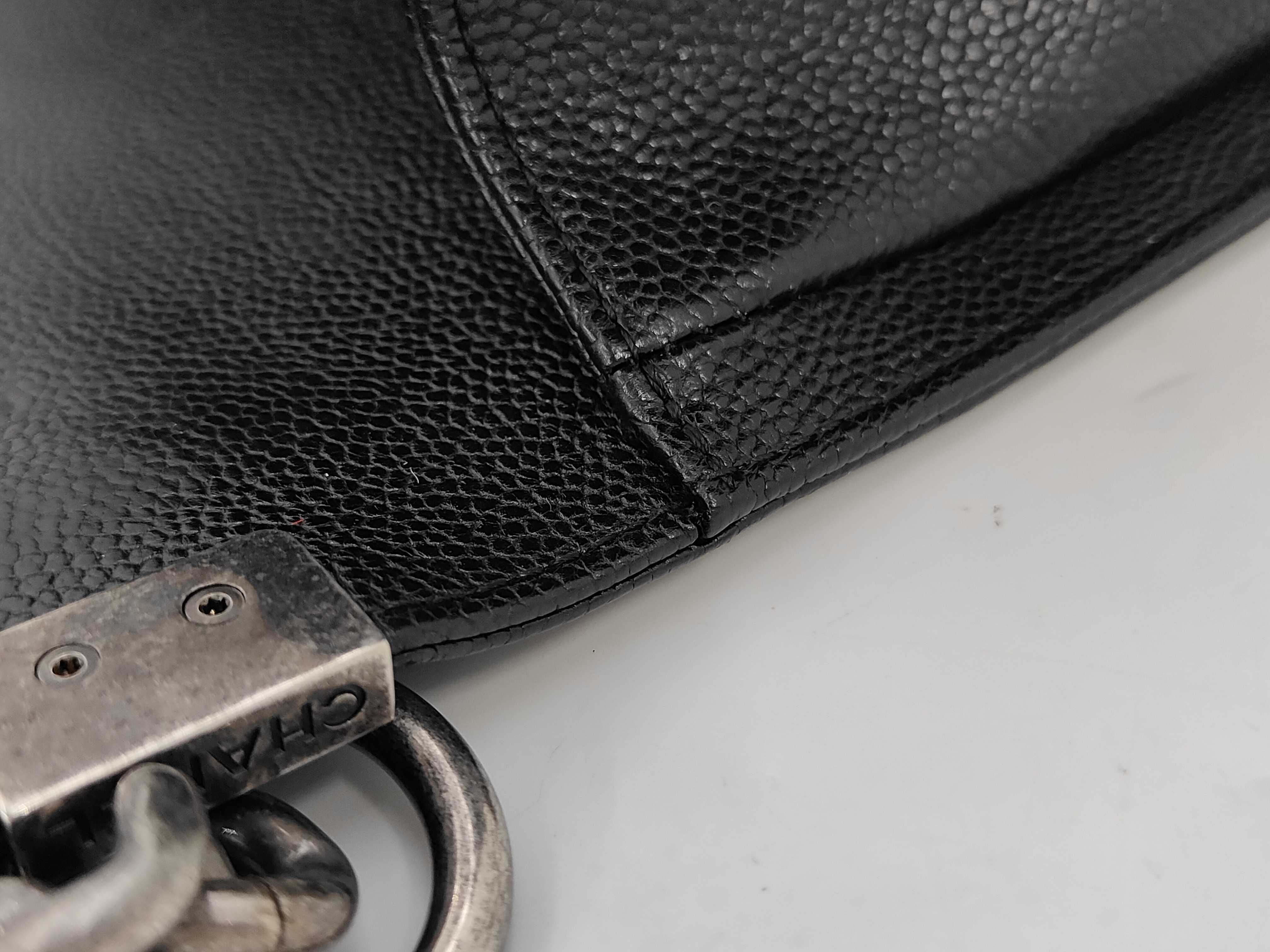 Boy Chanel 25, silver hardware, serial number 23, with card and seal, shoulder bag. — view 9