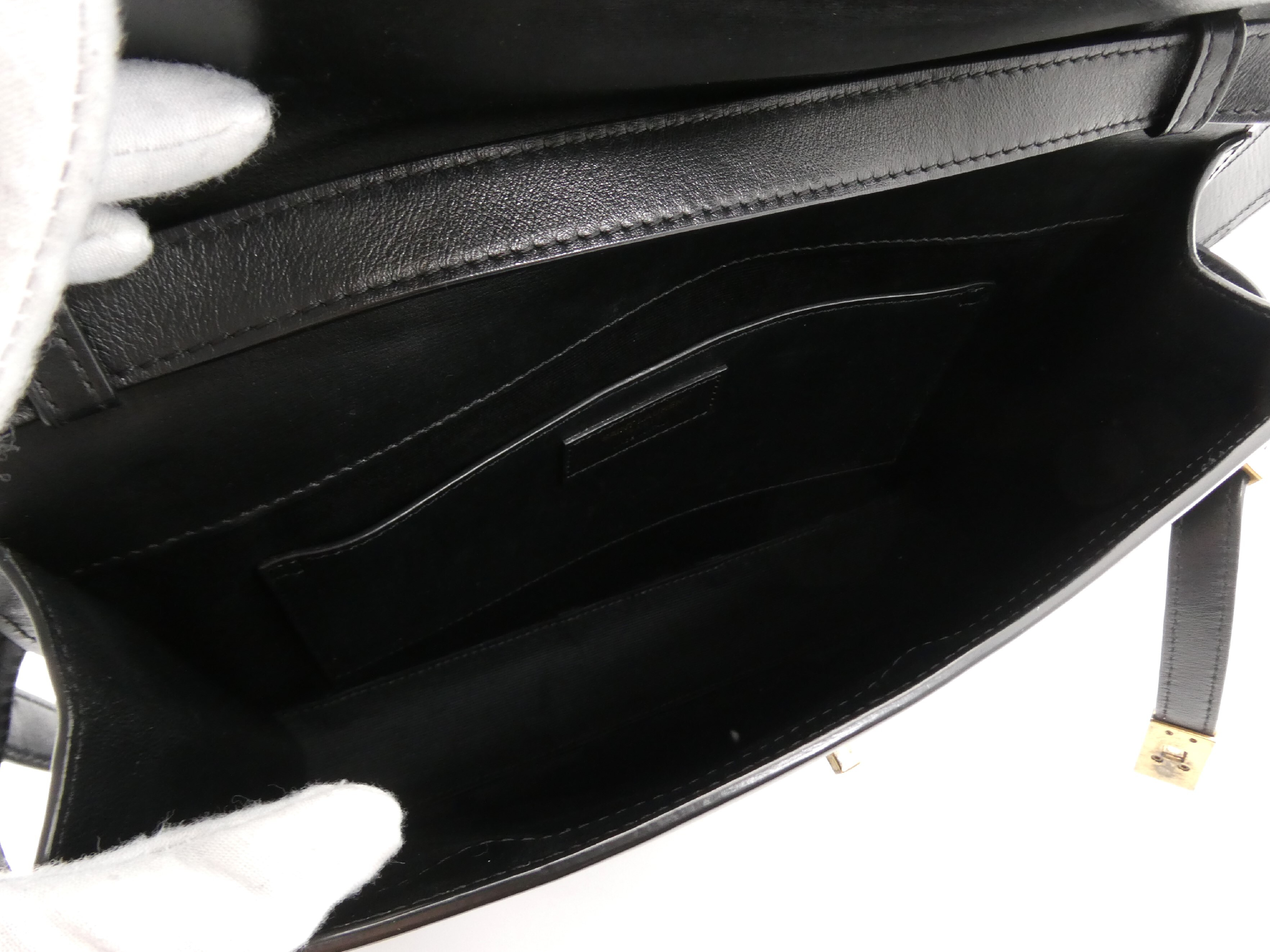 Manhattan Leather Shoulder Bag — view 7