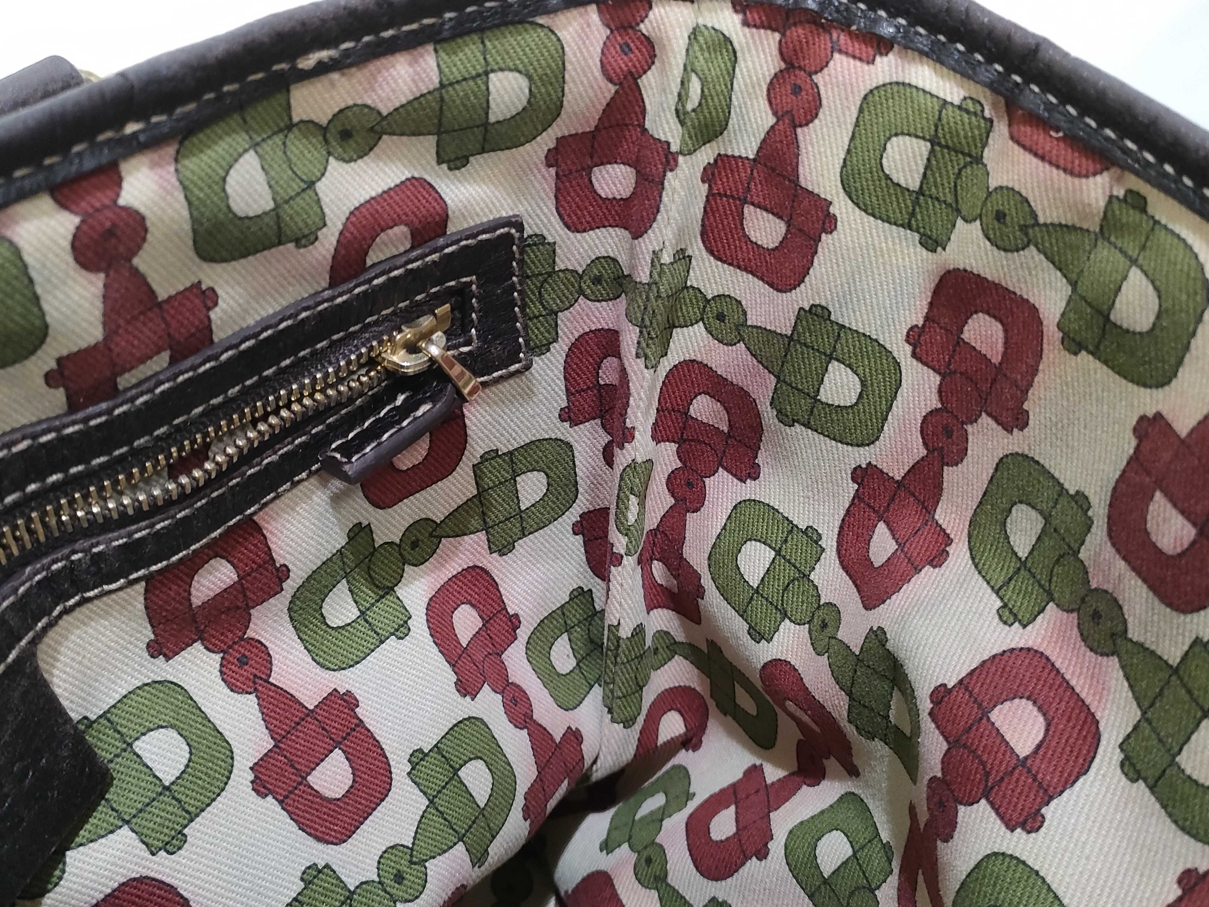 GG Canvas Handbag — view 11