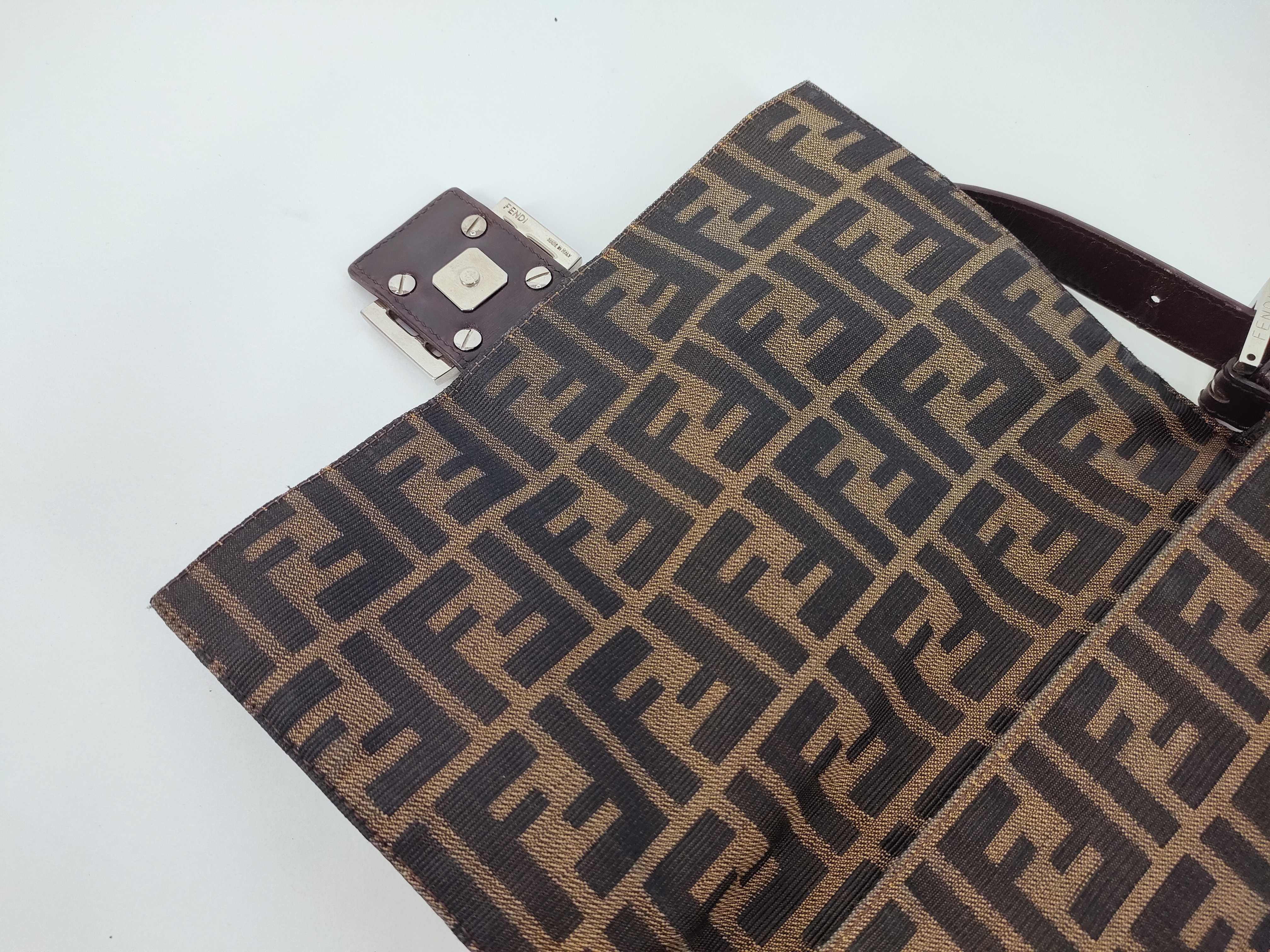 Zucca pattern Fendi shoulder bag — view 9
