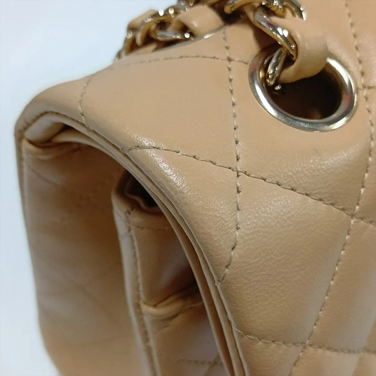 [Individually packaged] Chanel Matelassé 25 Lambskin Double Flap Double Chain Bag, Beige x Black, Gold Hardware, U40JE4C8, Random Plate, A01112 — view 12
