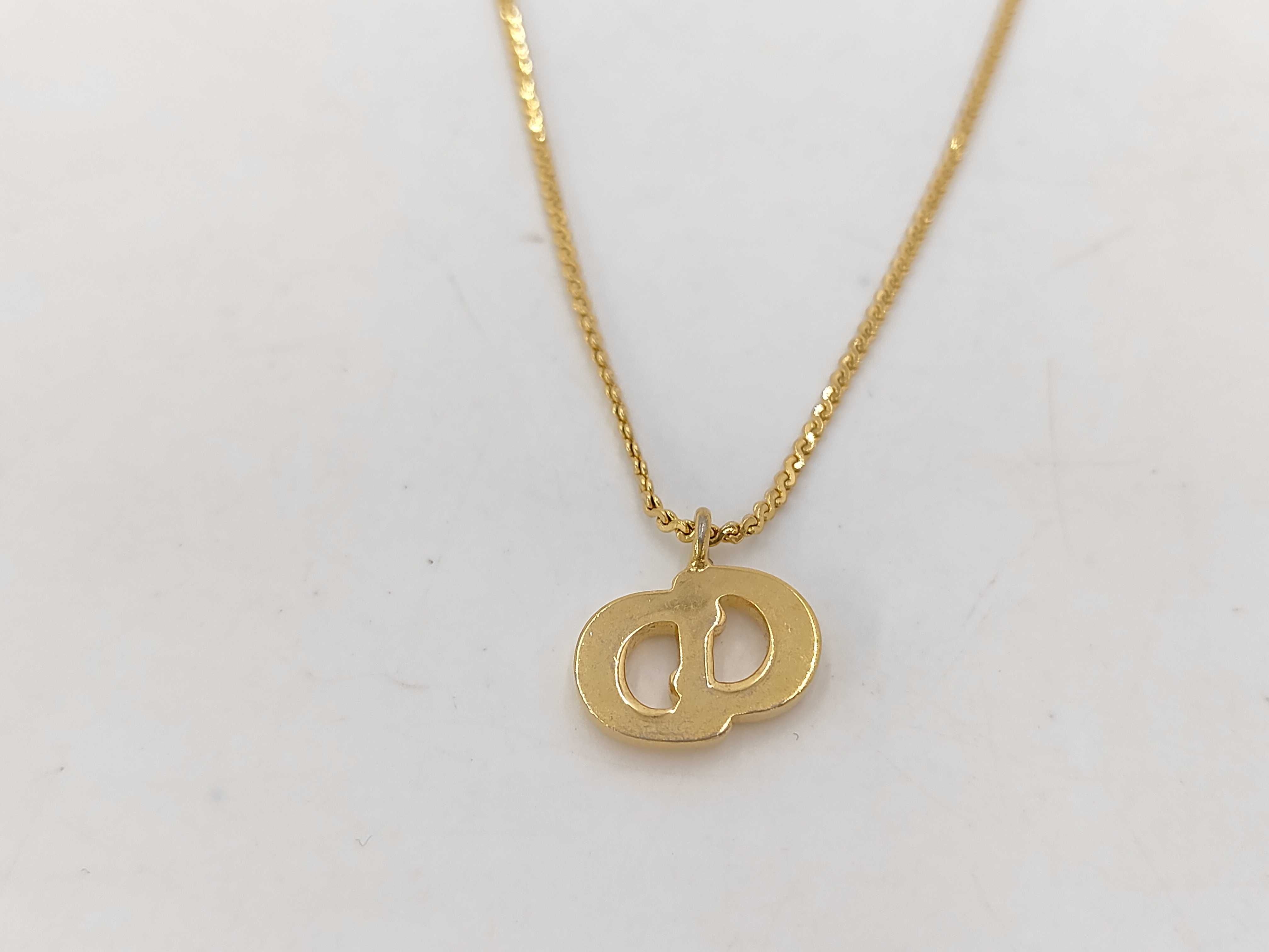 CD logo rhinestone gold necklace chain approx. 44cm bag — view 3