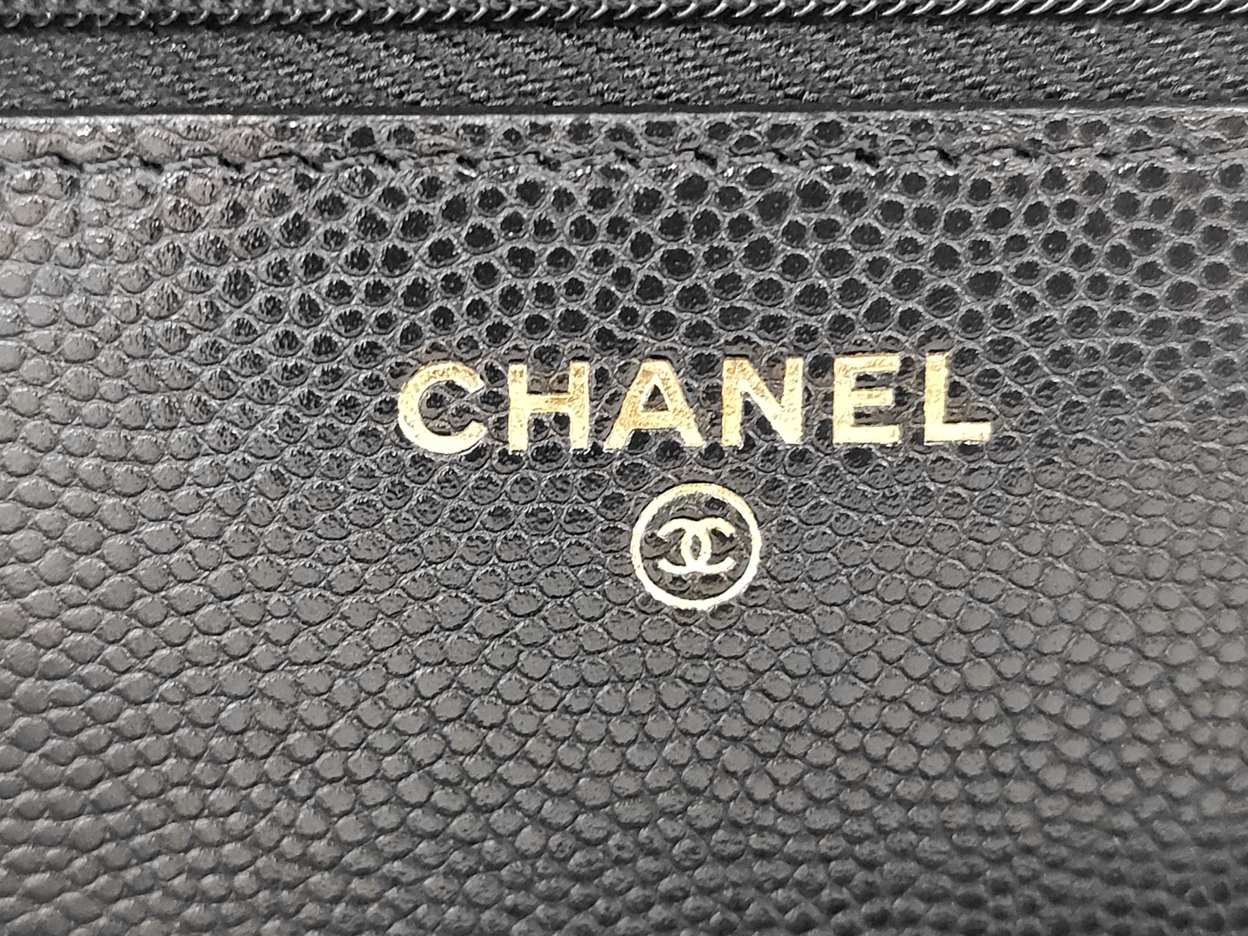 Matelassé Chain Wallet, Series 29, Caviar Leather, Black, Gold Hardware, Shoulder Bag — view 12