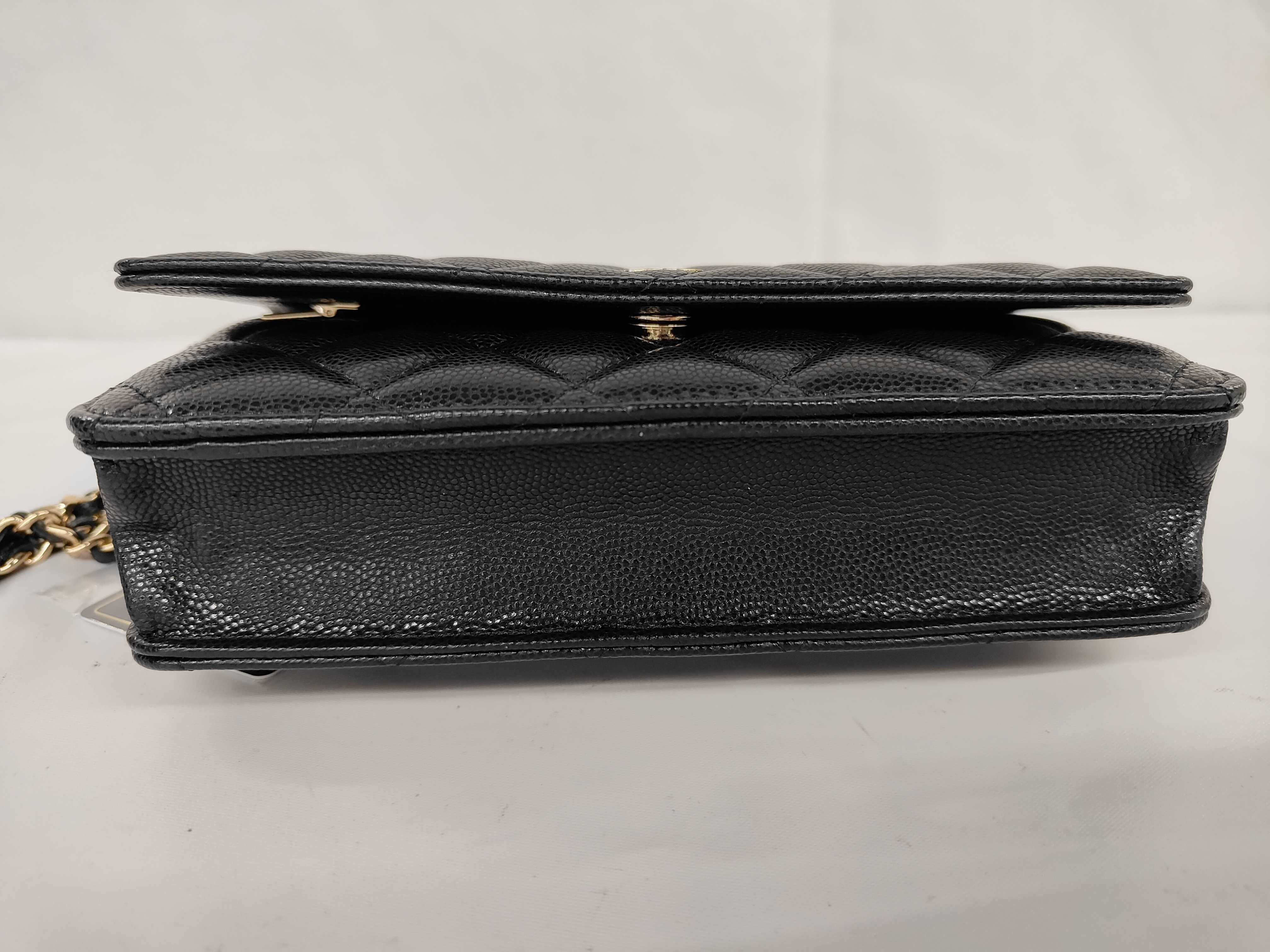 Matelassé Chain Wallet, Series 29, Caviar Leather, Black, Gold Hardware, Shoulder Bag — view 8
