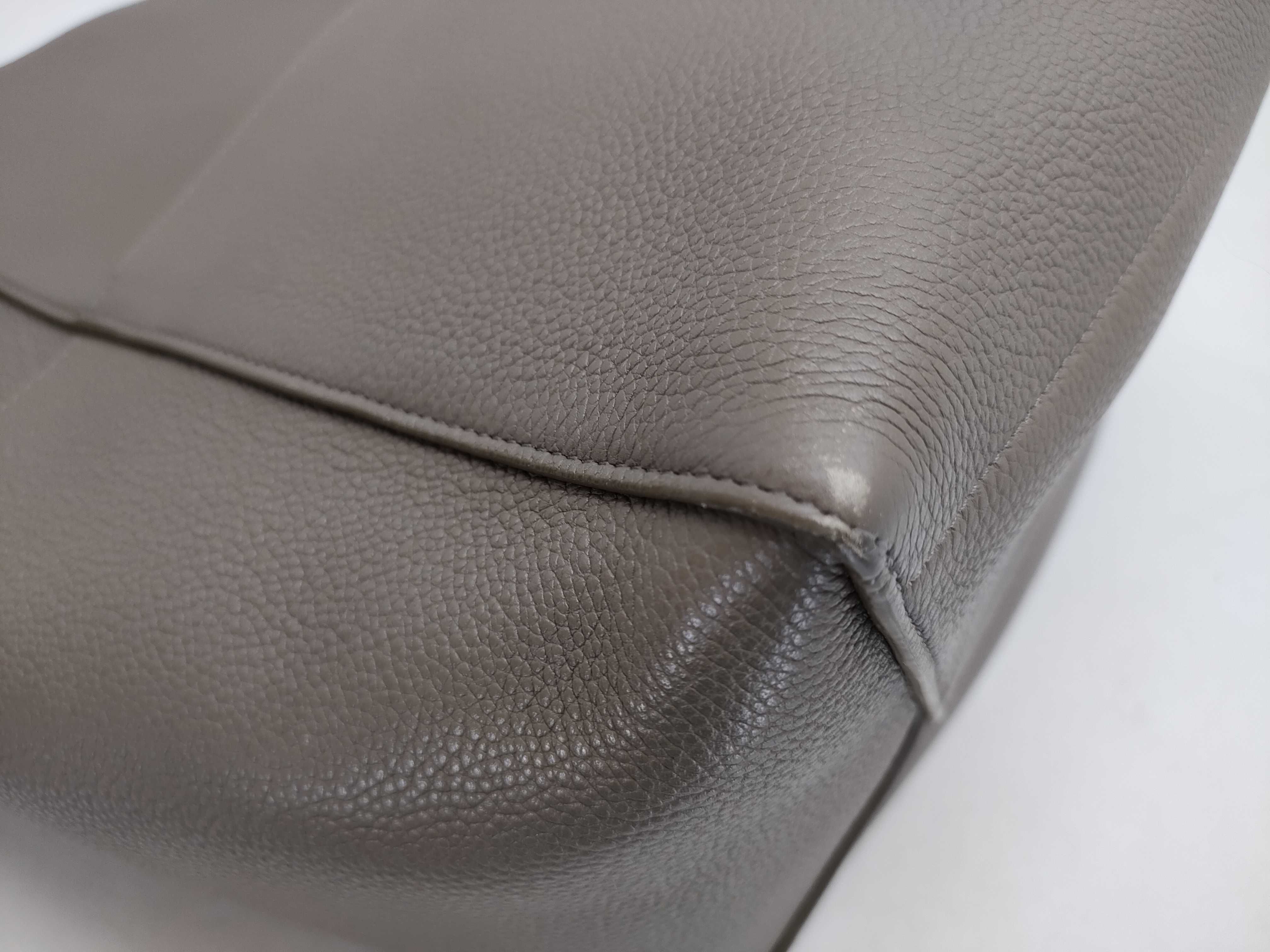 Sangle Bucket Leather Shoulder Bag, Gray Shoulder Bag — view 6