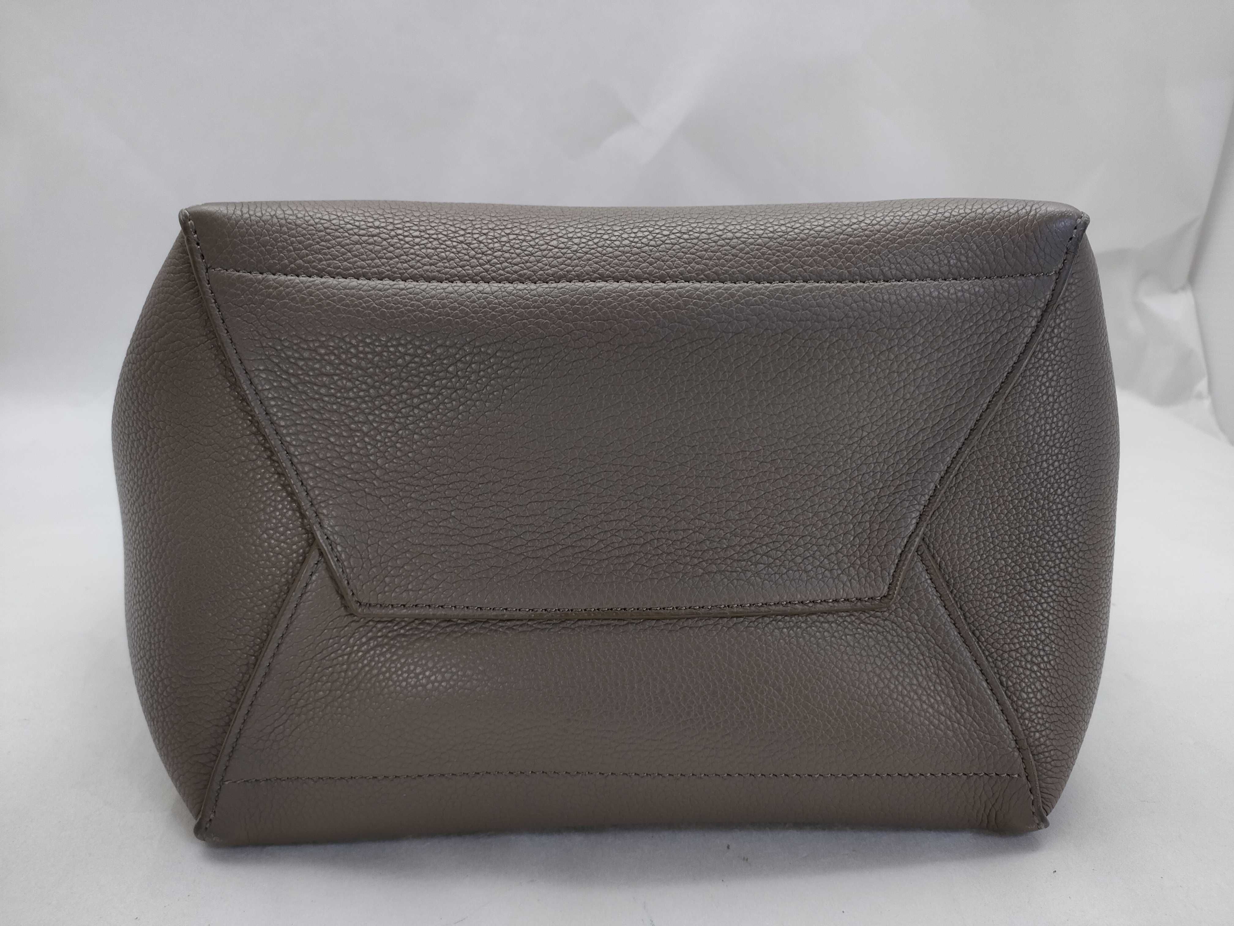 Sangle Bucket Leather Shoulder Bag, Gray Shoulder Bag — view 7