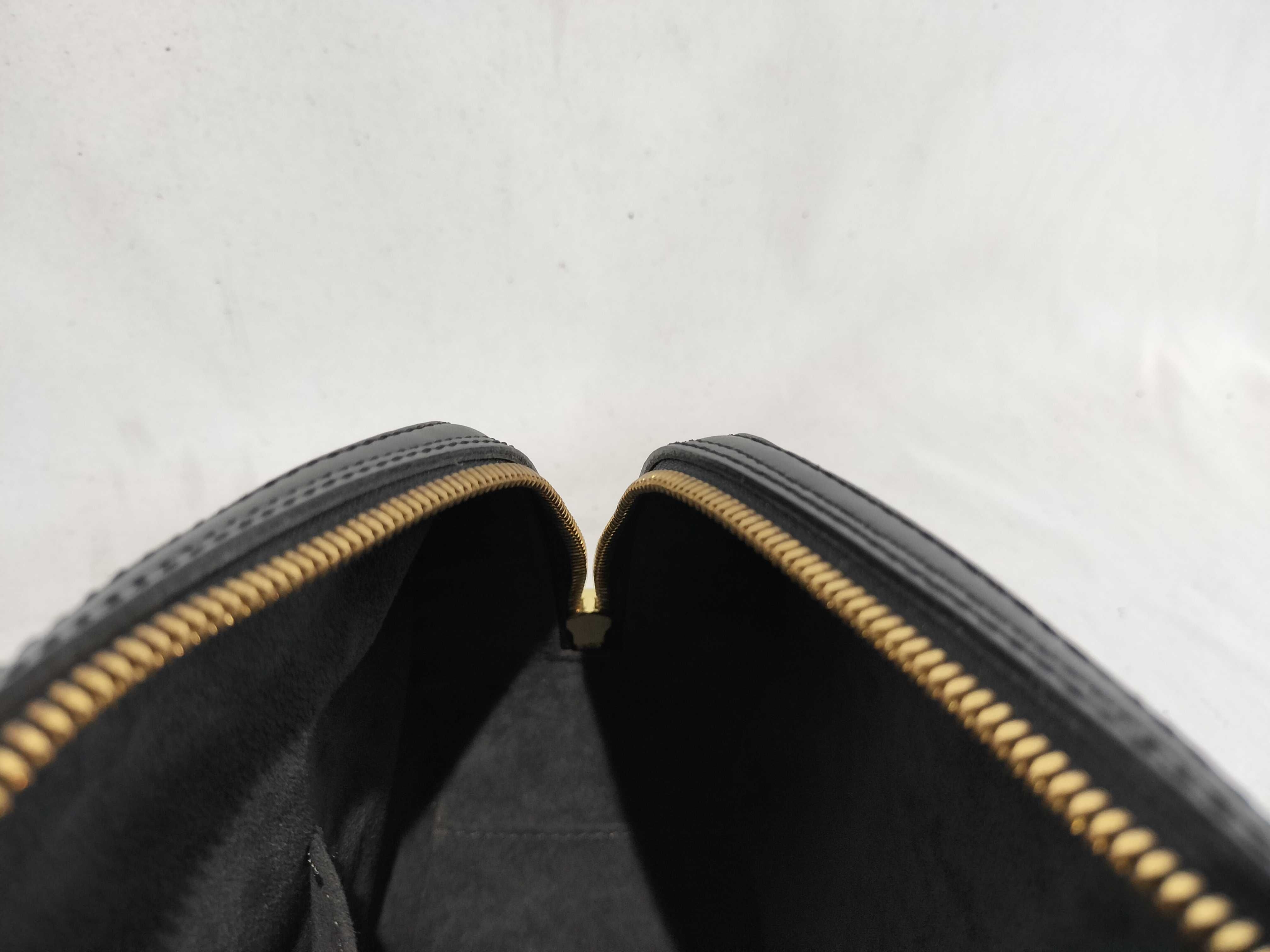 Epi Jasmine Noir Handbag — view 13