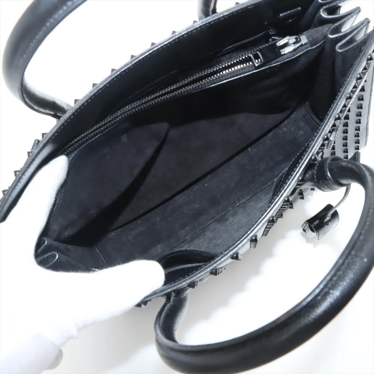 Sac de Jour Leather x Studded Handbag Black 355154 — view 7