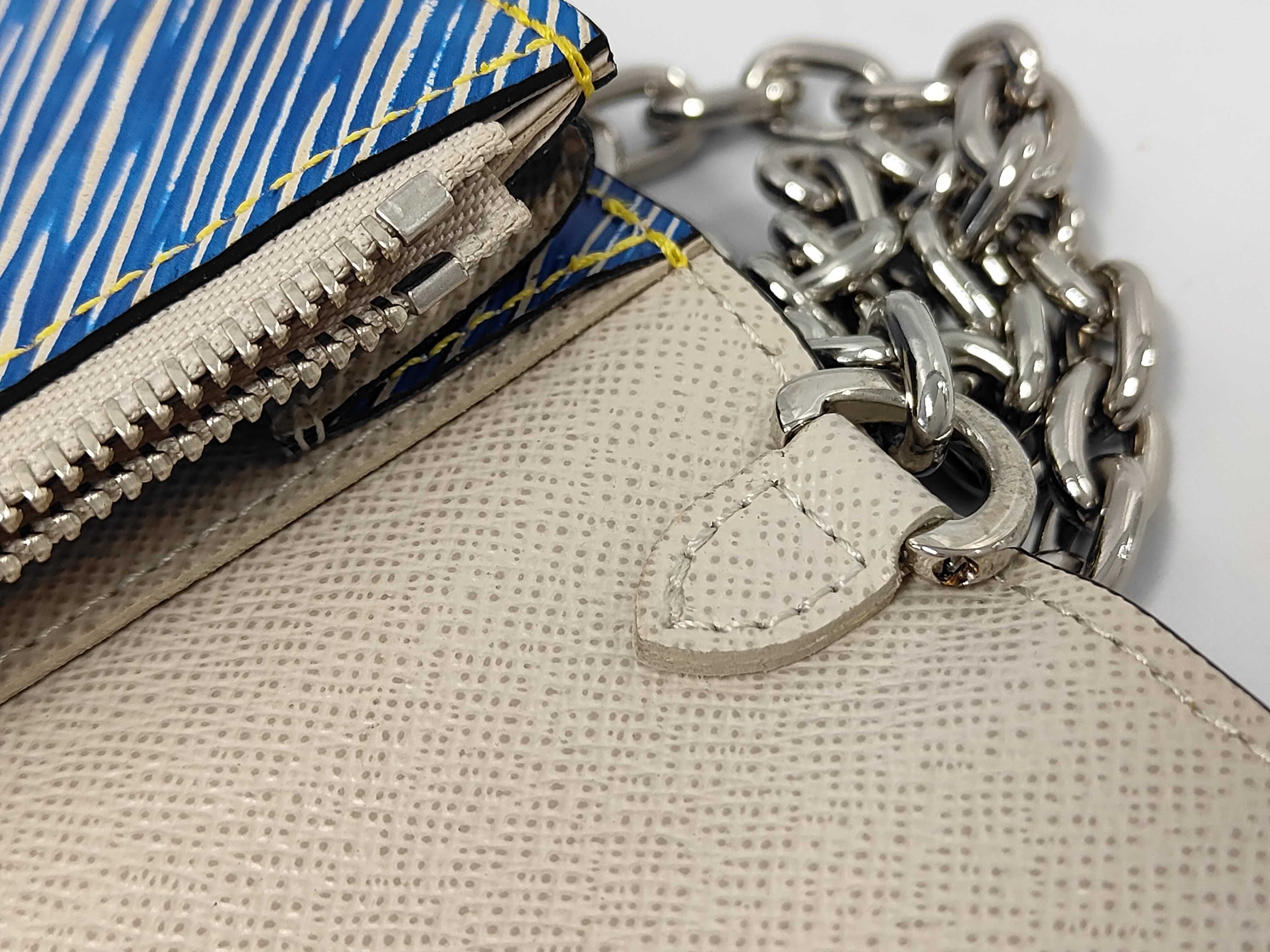 Twist Navy Silver Hardware Chain Shoulder Bag M62732 — view 8