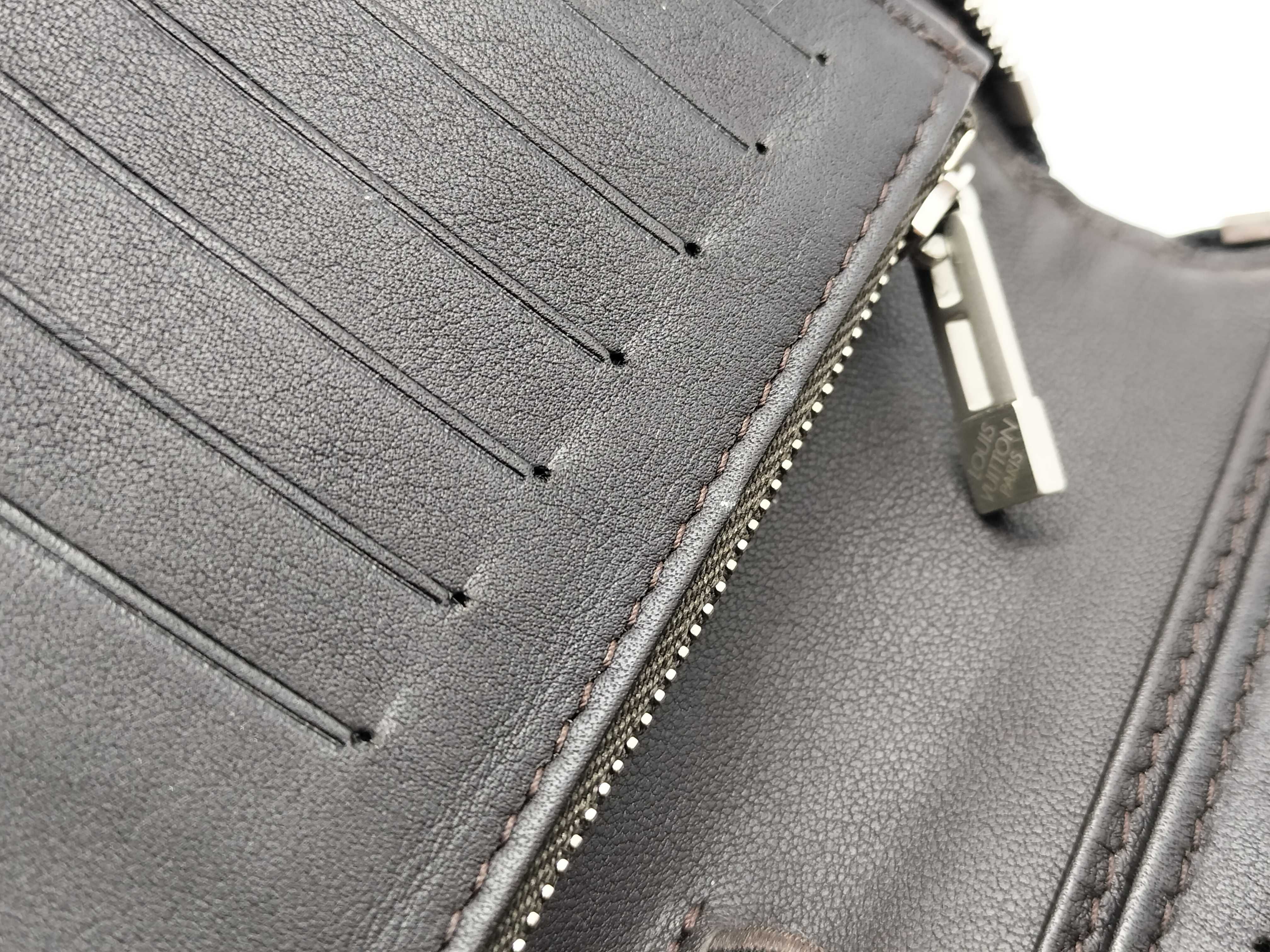 Damier Geant Zippy Wallet — view 15