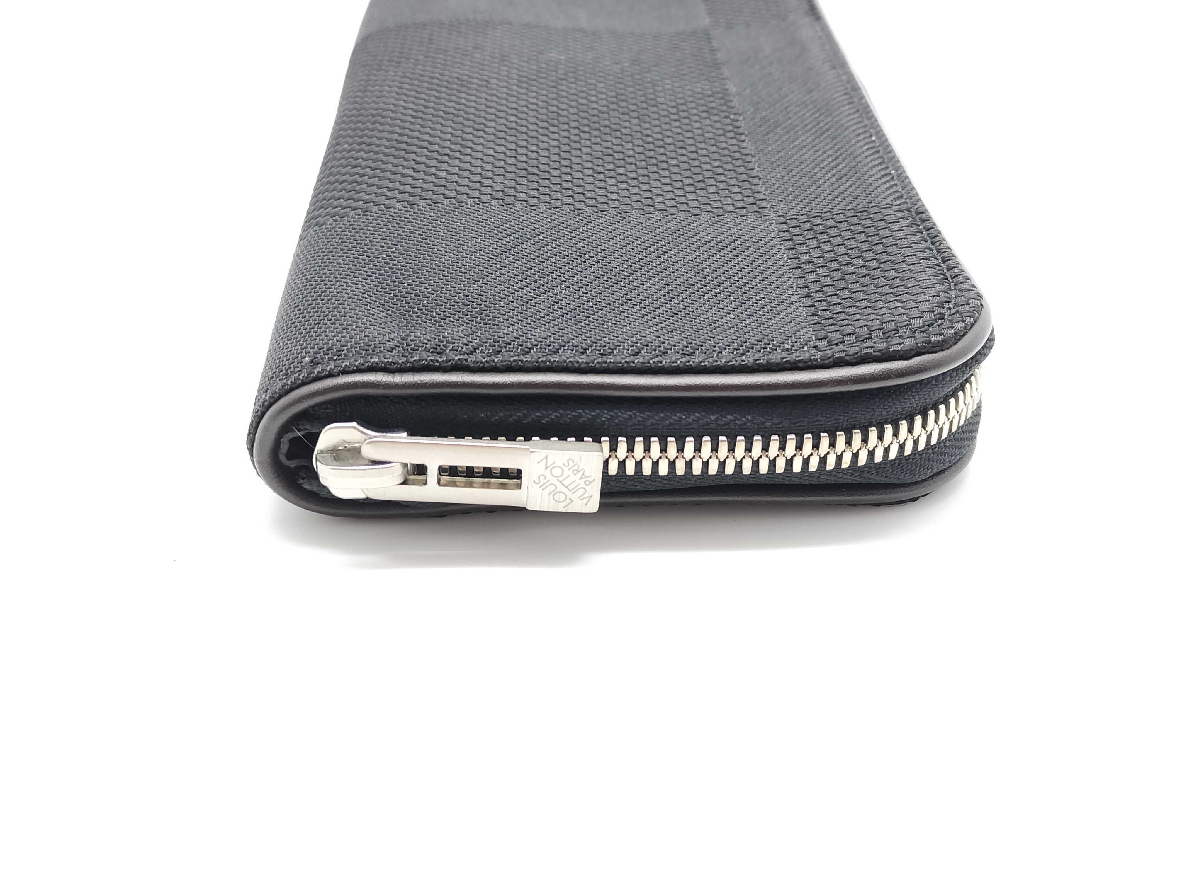 Damier Geant Zippy Wallet — view 5