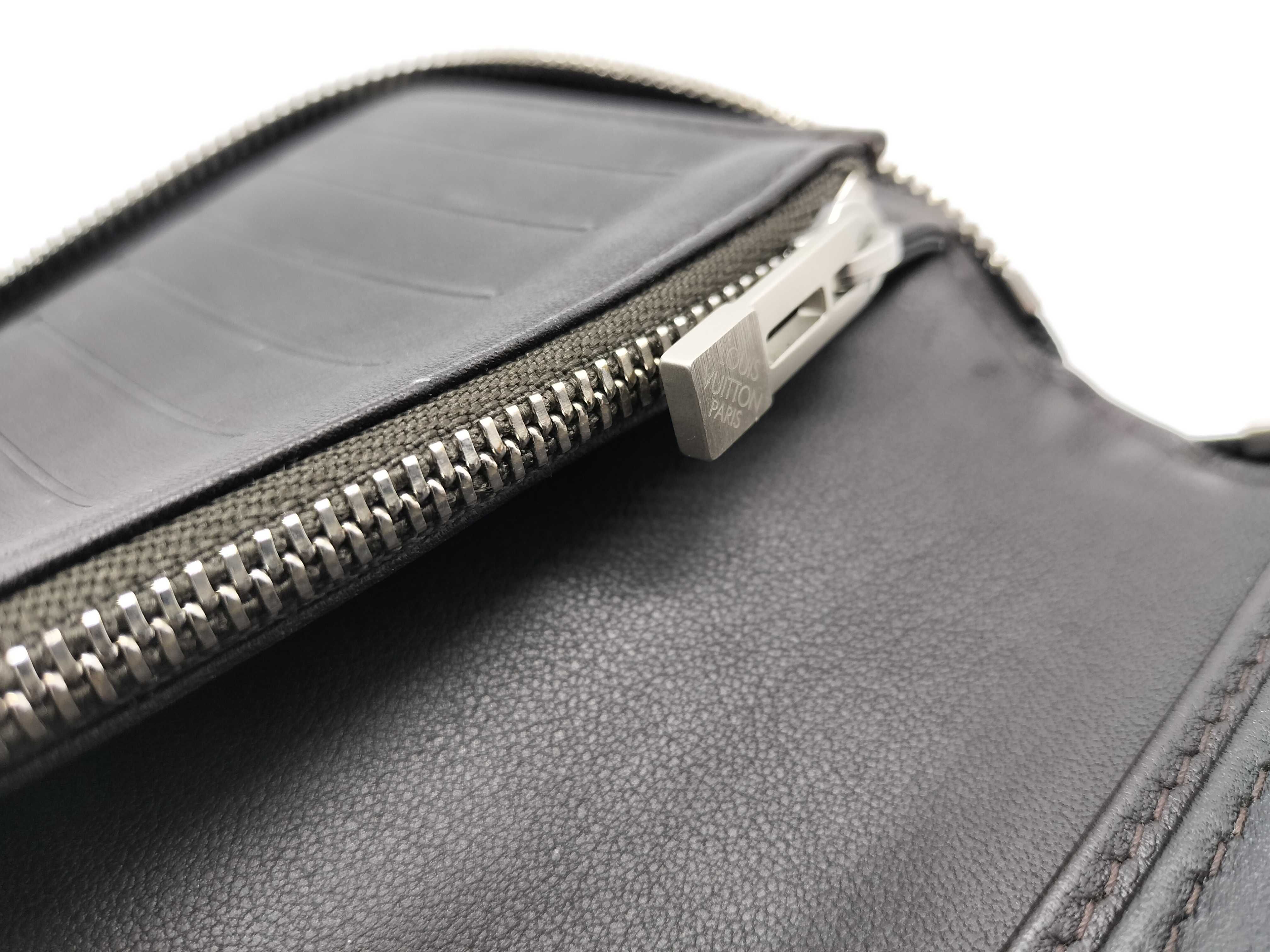 Damier Geant Zippy Wallet — view 10