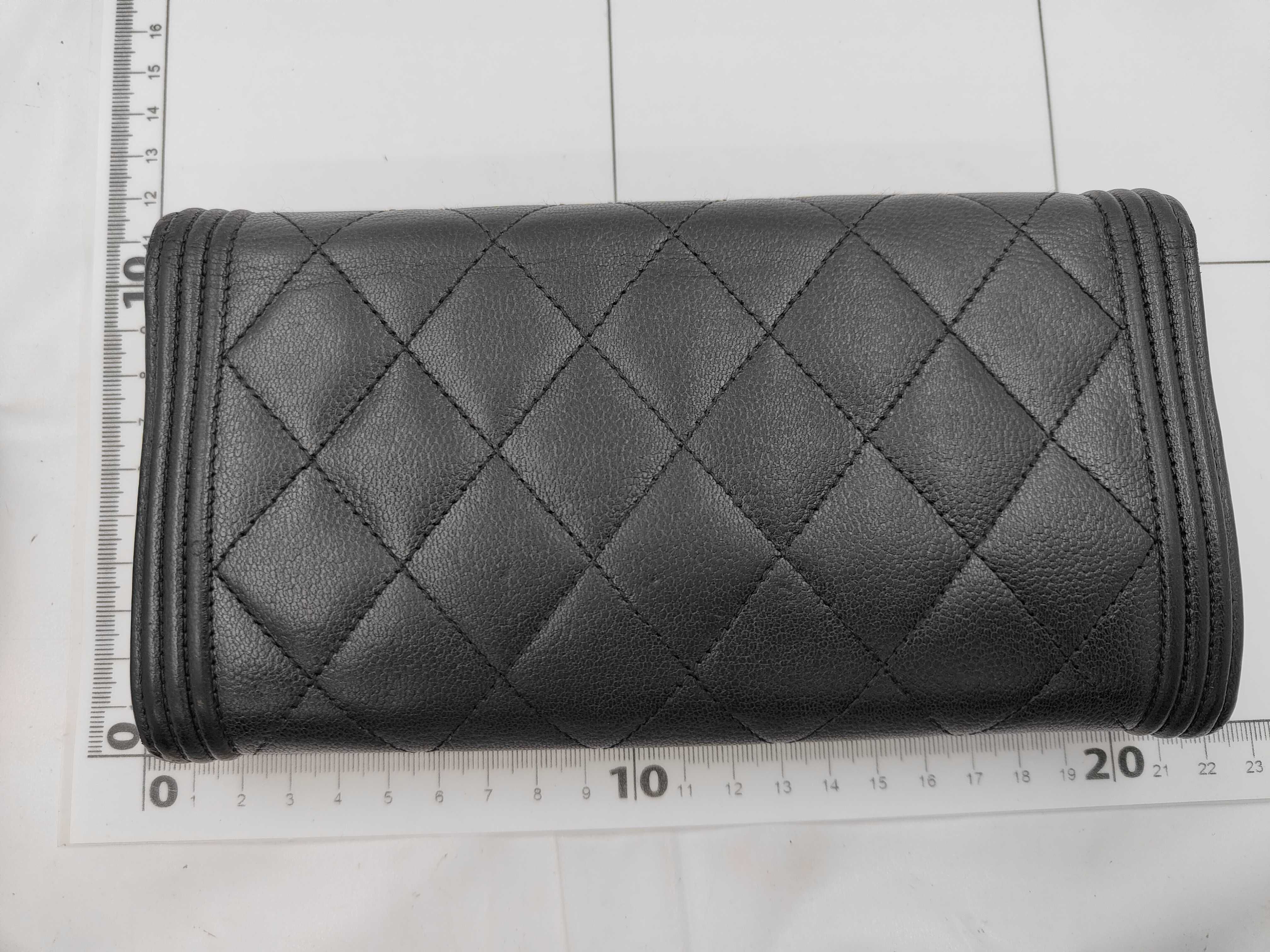 Boy Chanel Leather Wallet, Series 22 — view 2