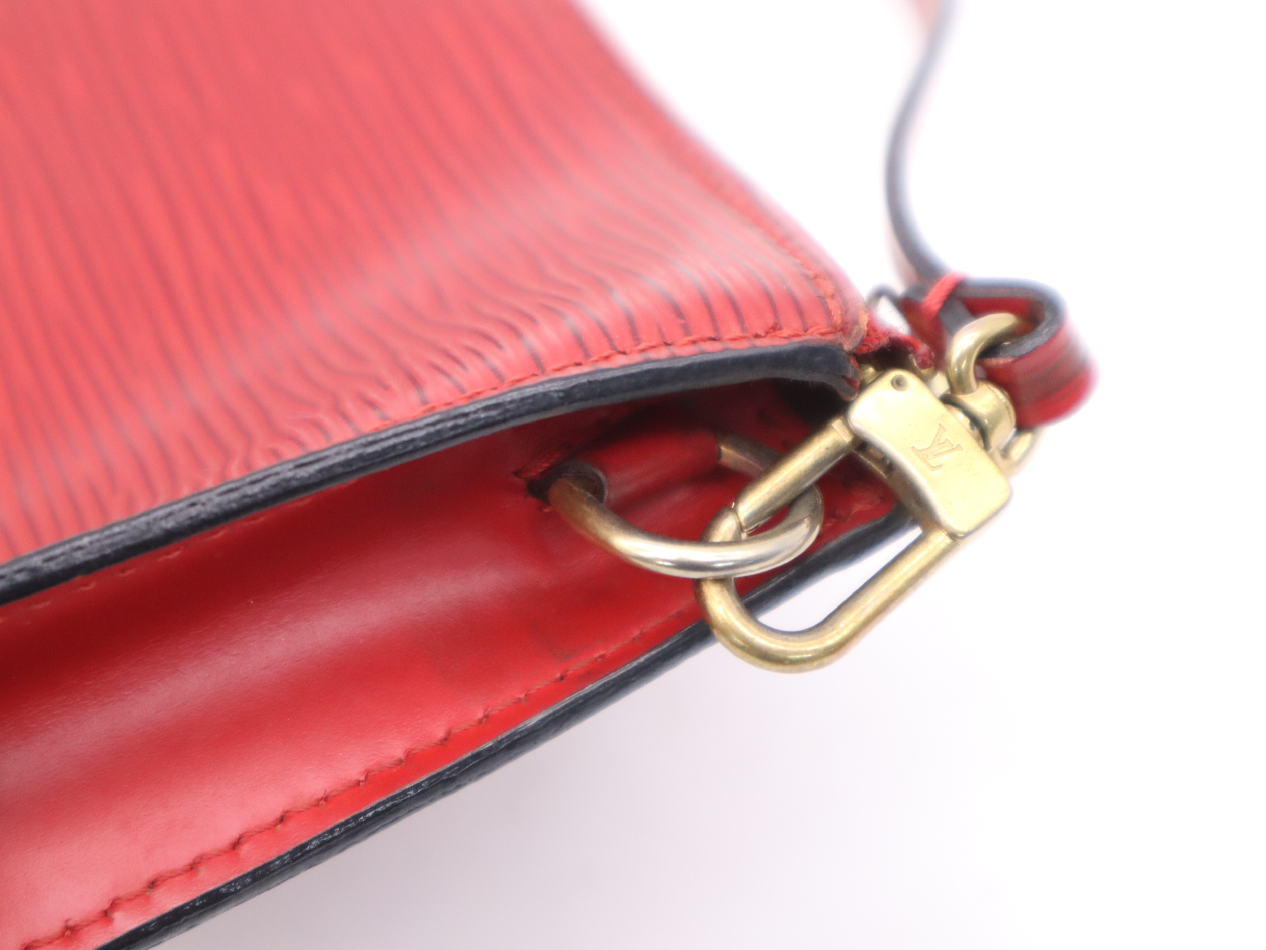 M52947 Epi Pochette Accessoires Castilian Red Pouch — view 7