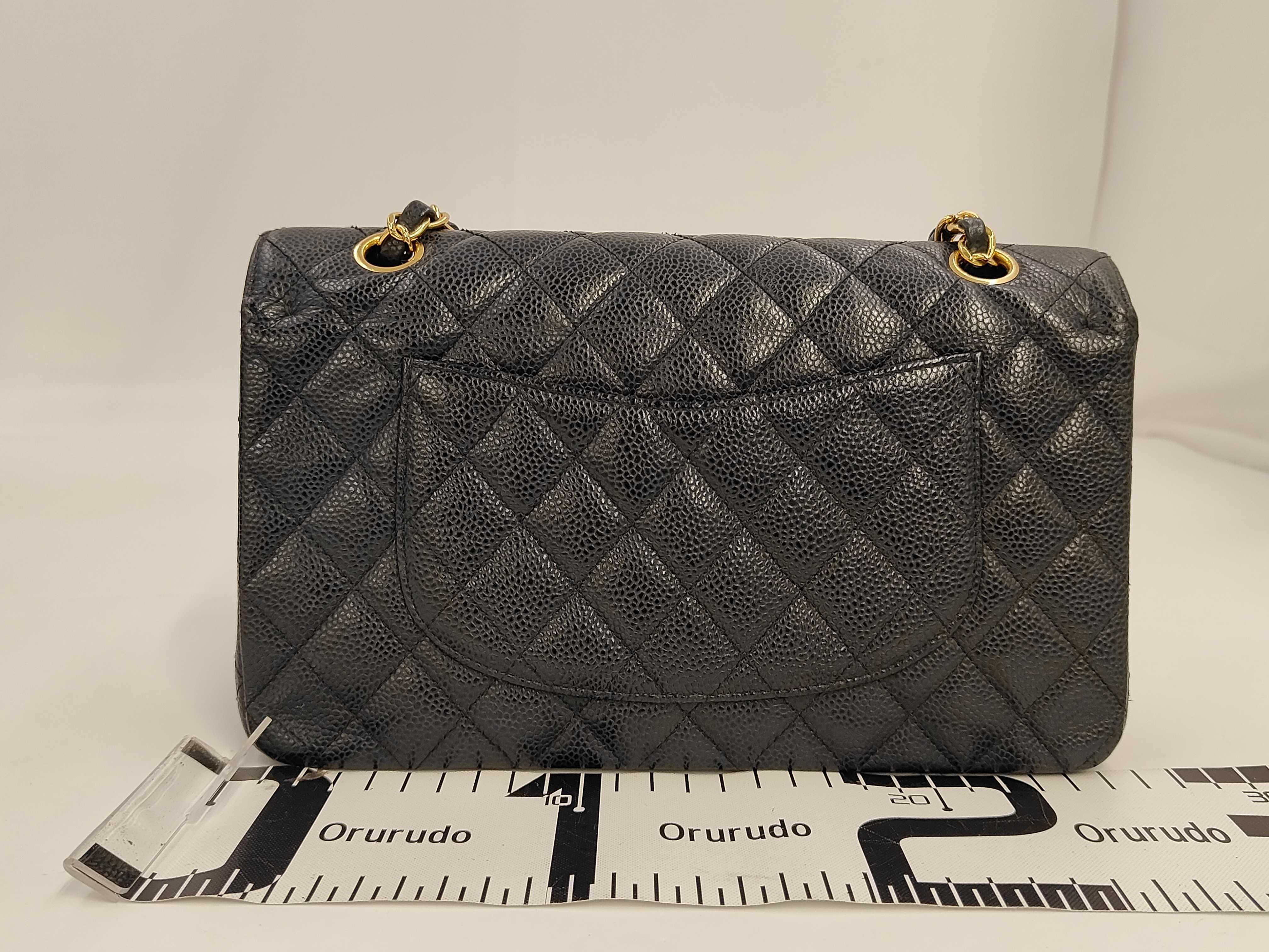 Matelassé 25 Caviar Skin Black Double Flap Gold Hardware Serial Number 15-series Shoulder Bag — view 2