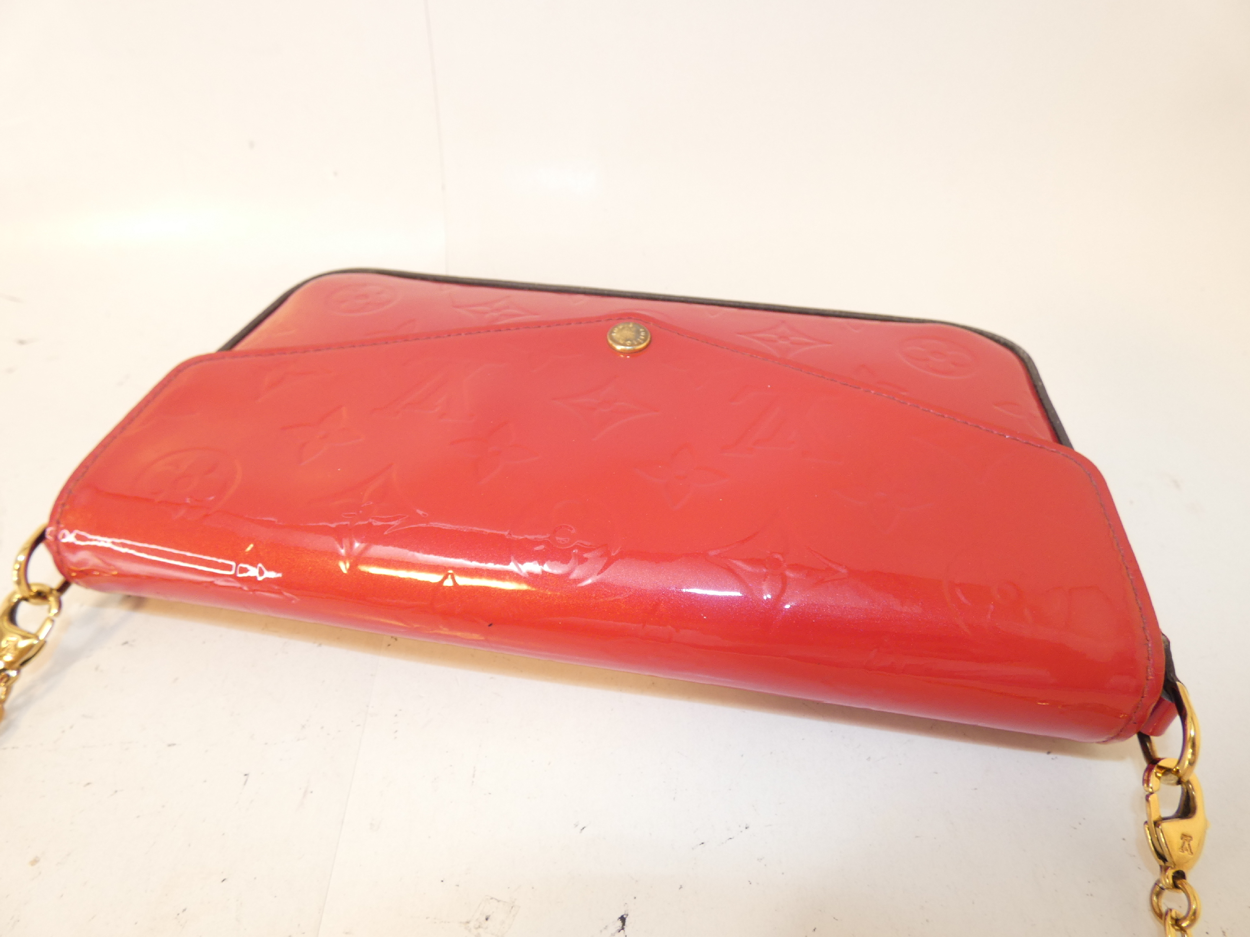 Vernis Monogram Multipochette Chain Shoulder Bag — view 3