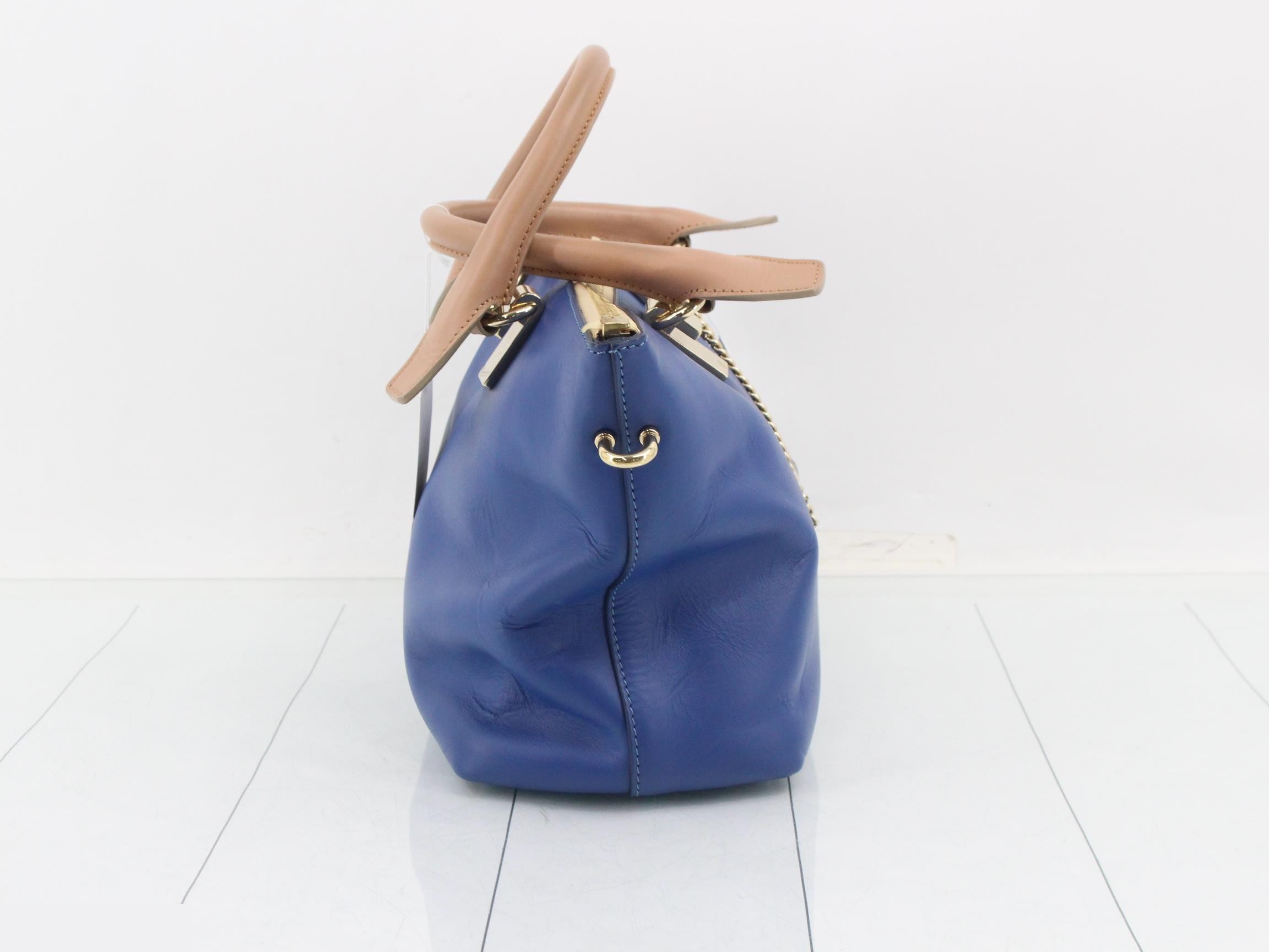 handbag — view 4