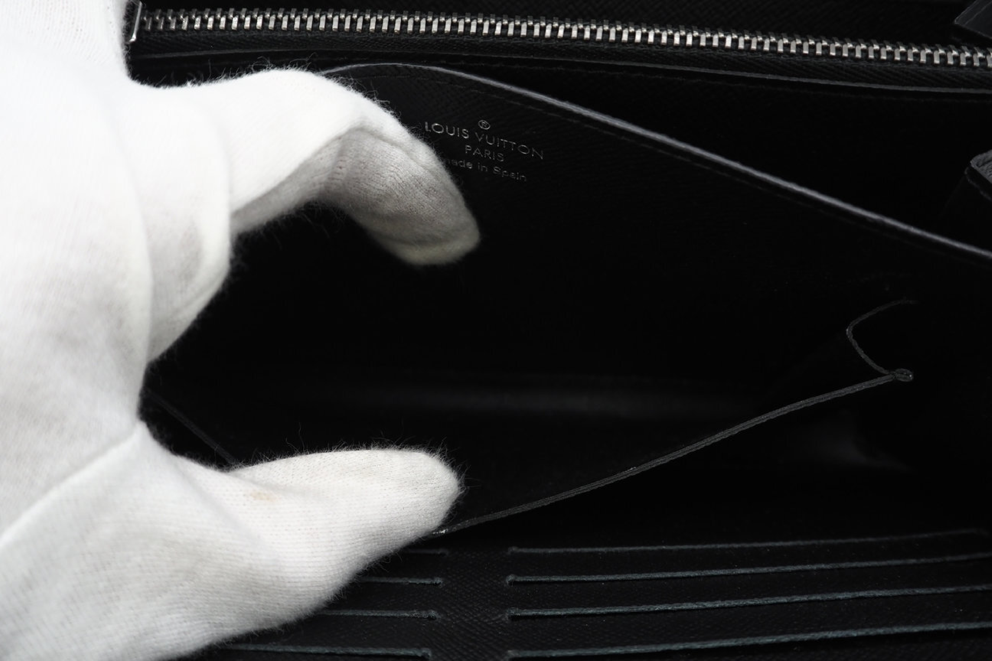 M61698 Monogram Eclipse Zippy XL Black Gray Wallet — view 10