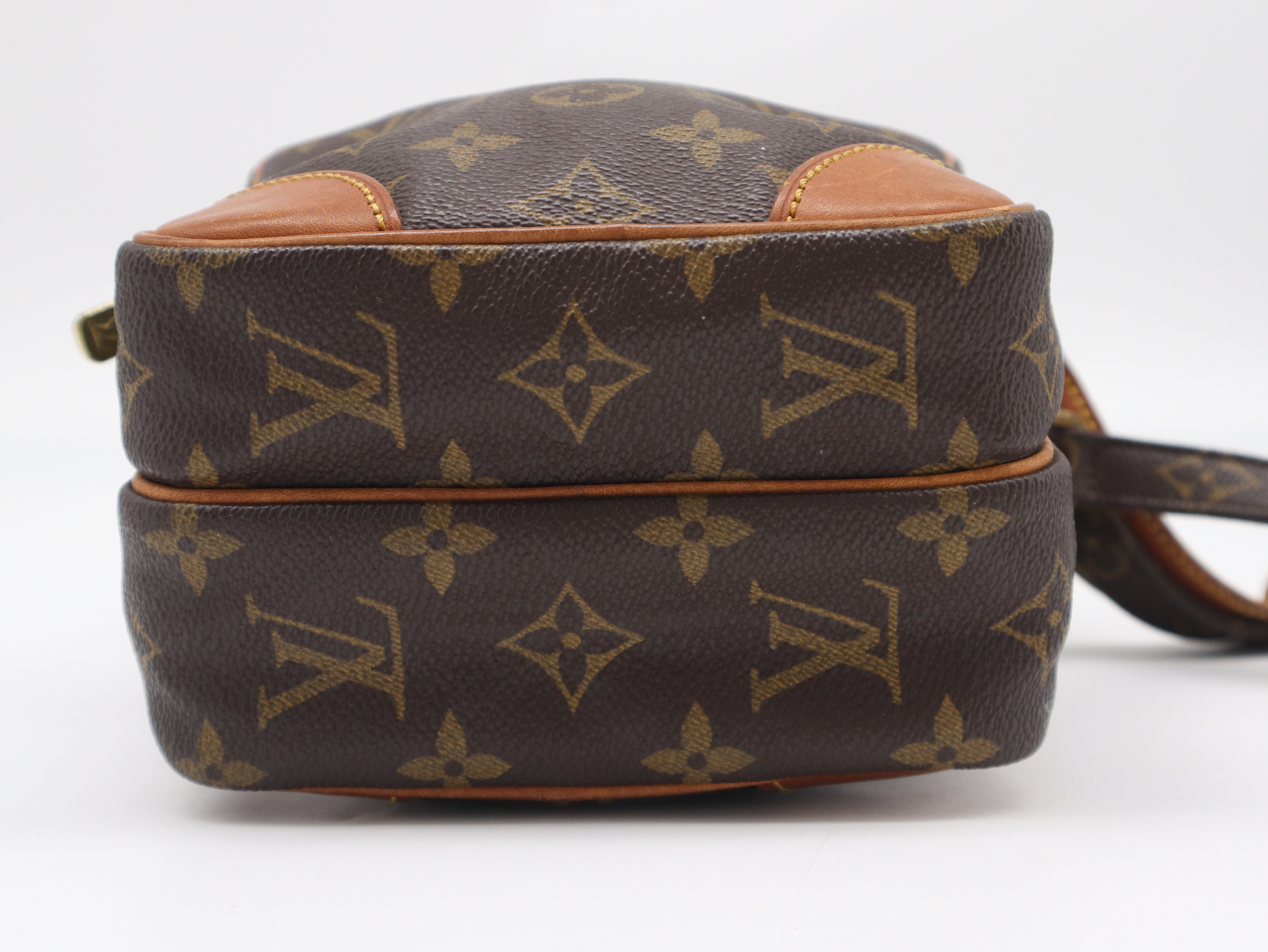 M45236 Monogram Amazon Shoulder Bag — view 5