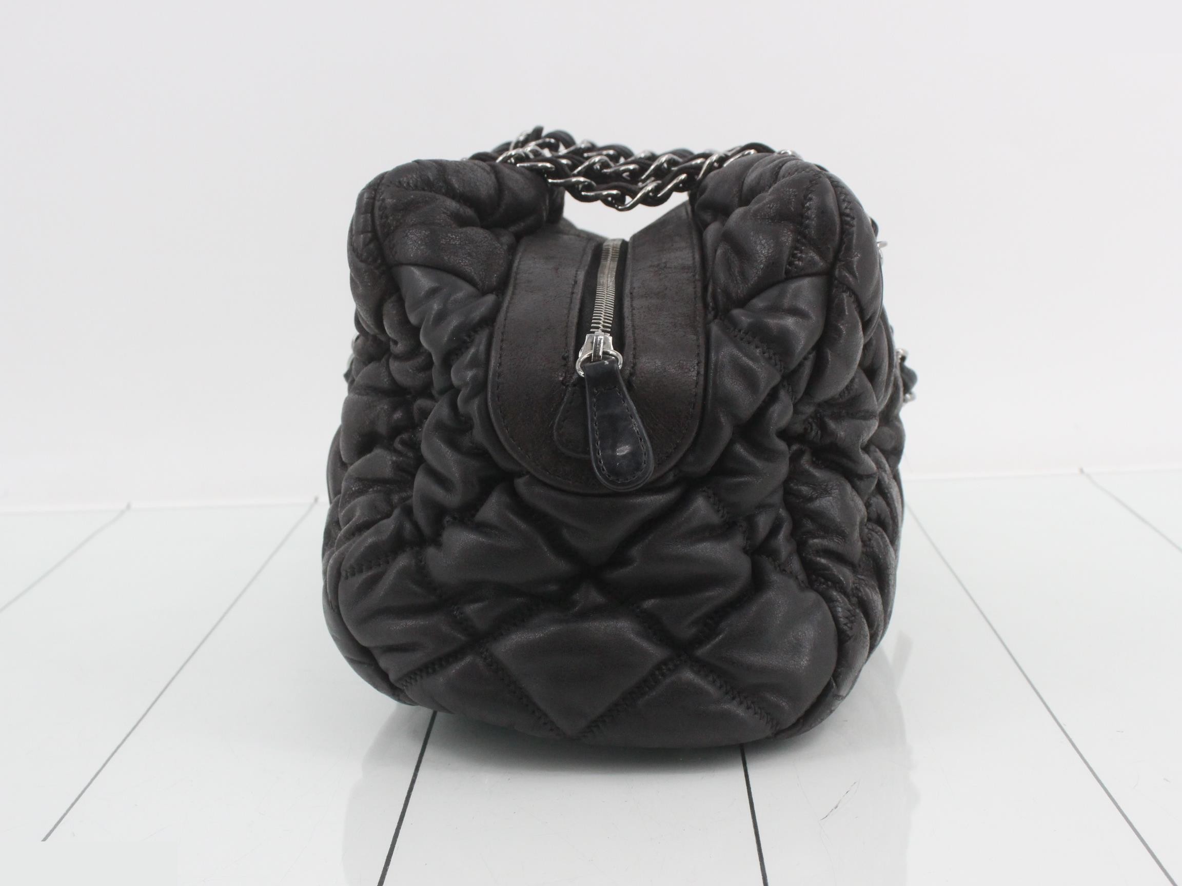Bubble quilted leather Coco Mark chain semi-shoulder bag — view 4