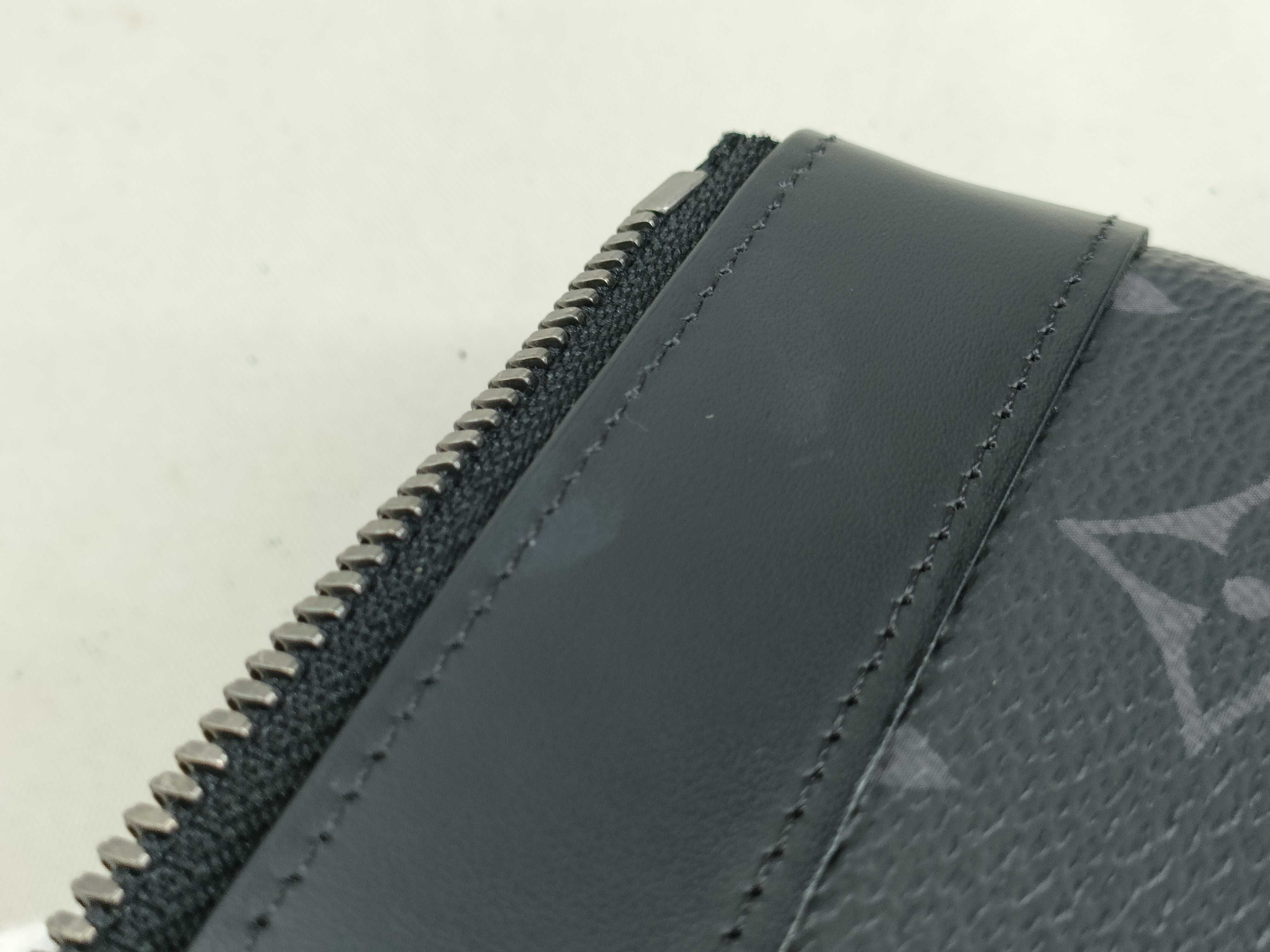 Monogram Eclipse Pochette Discovery PM Pouch Bag M44323 SP2169 Pouch — view 11
