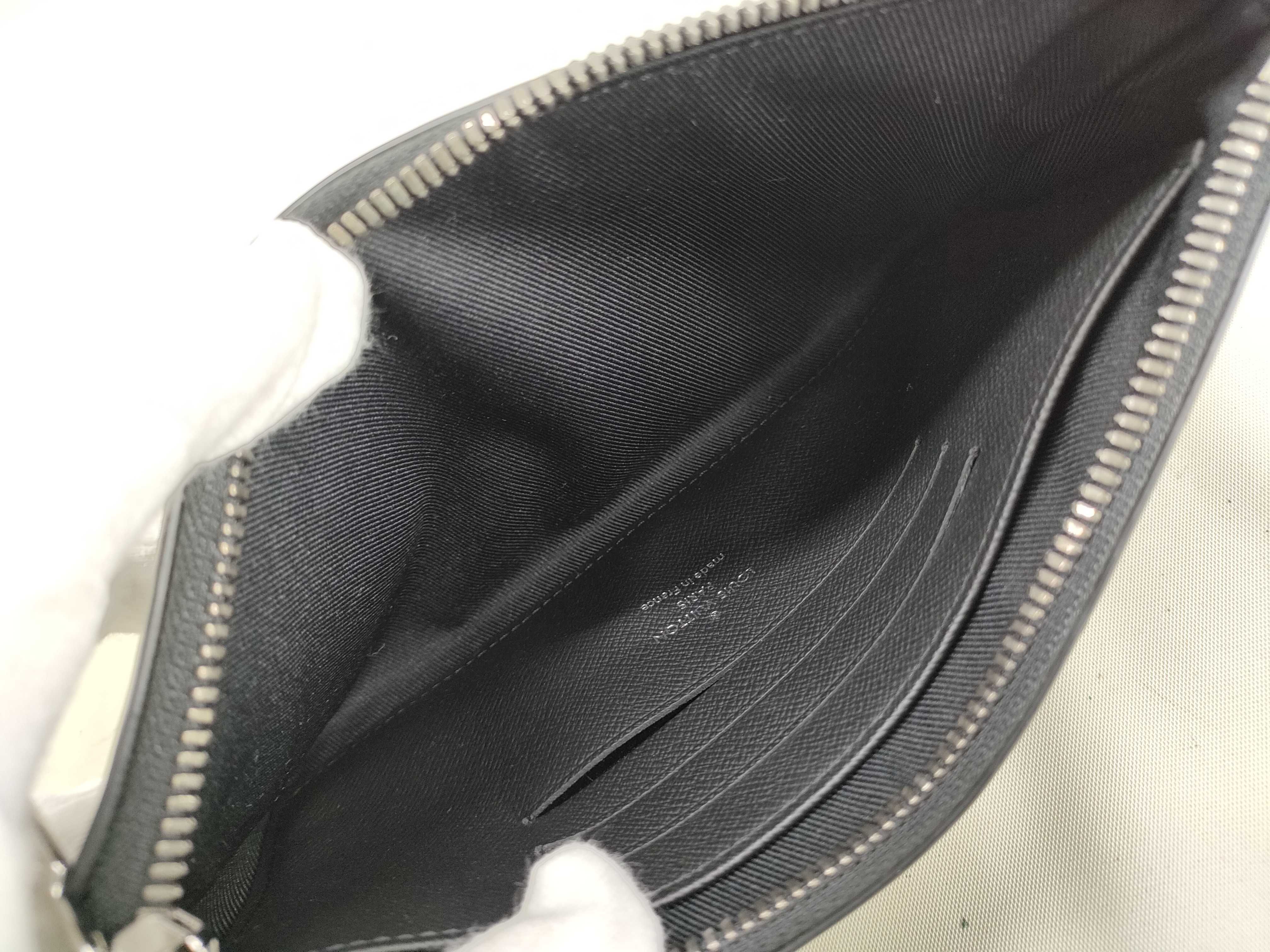 Monogram Eclipse Pochette Discovery PM Pouch Bag M44323 SP2169 Pouch — view 6
