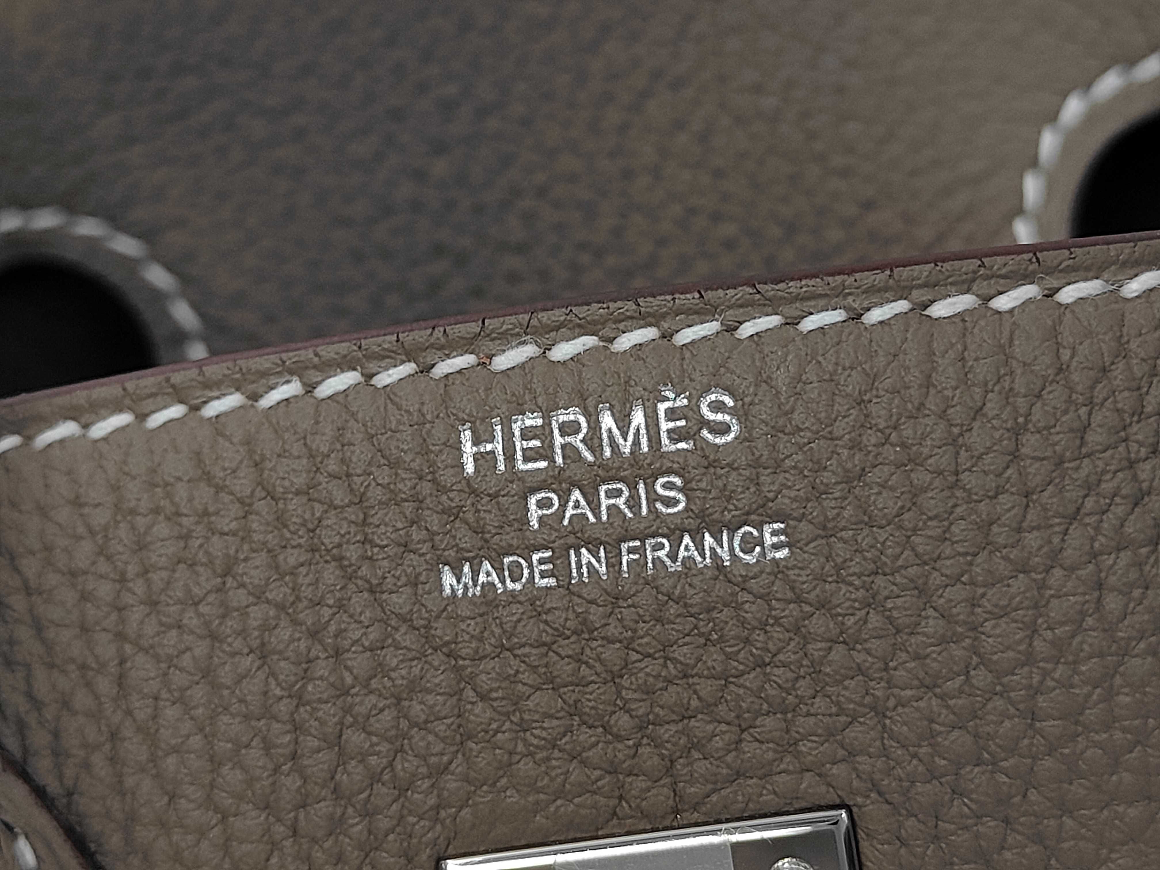 Birkin 25 Togo Etoupe Silver Hardware G Stamp Handbag — view 11