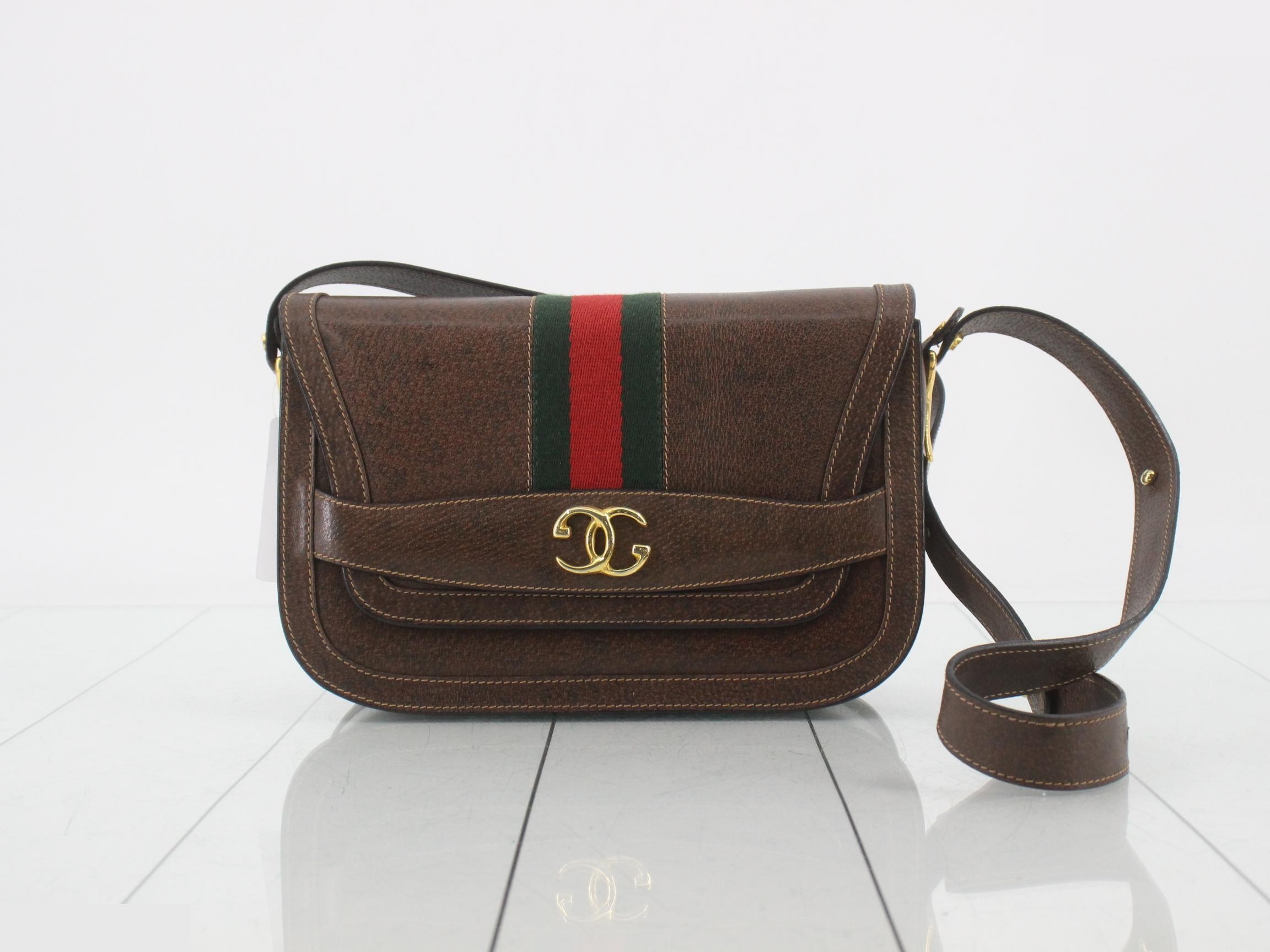 Sherry Interlocking Shoulder Bag