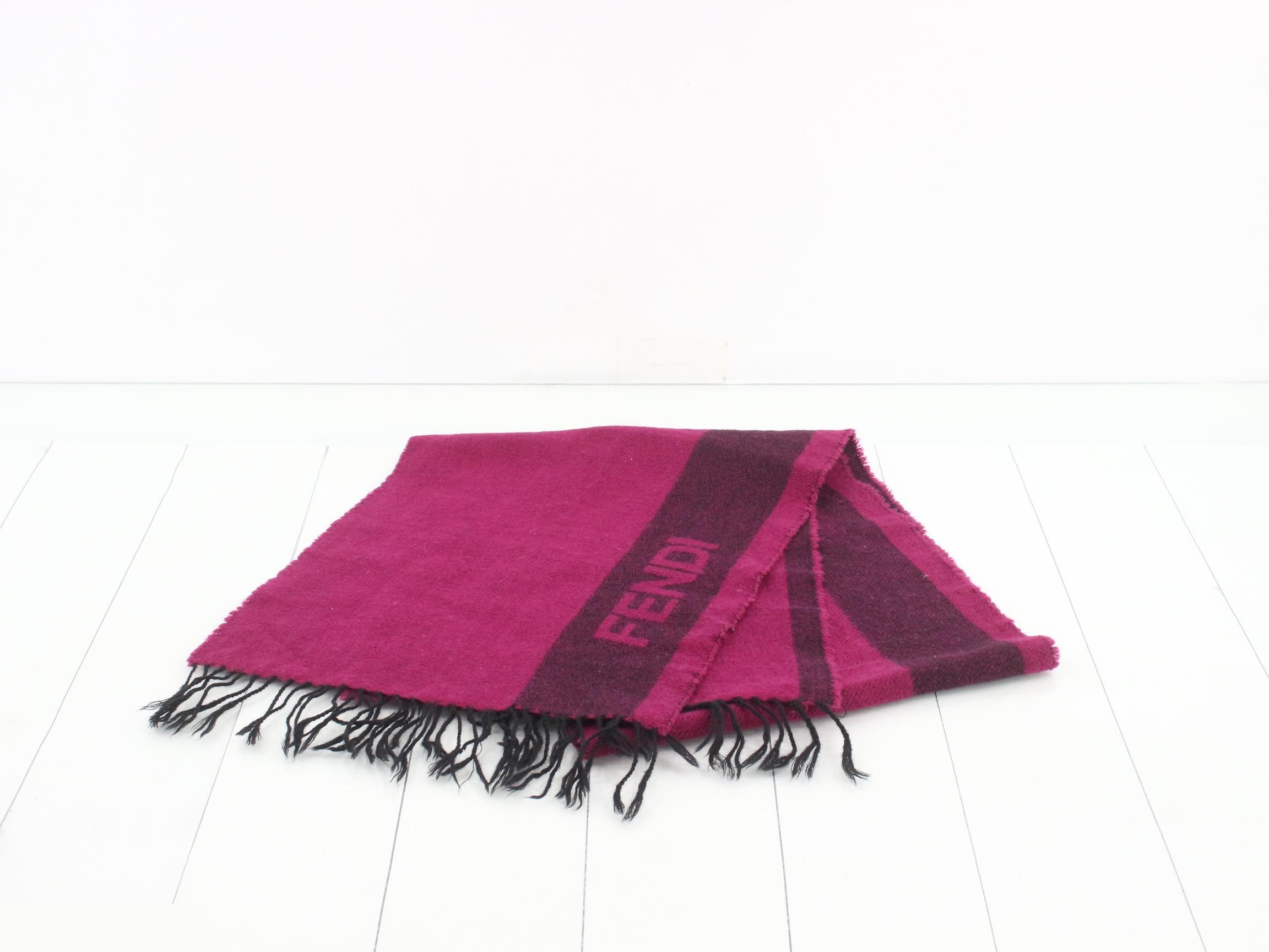 scarf — view 2