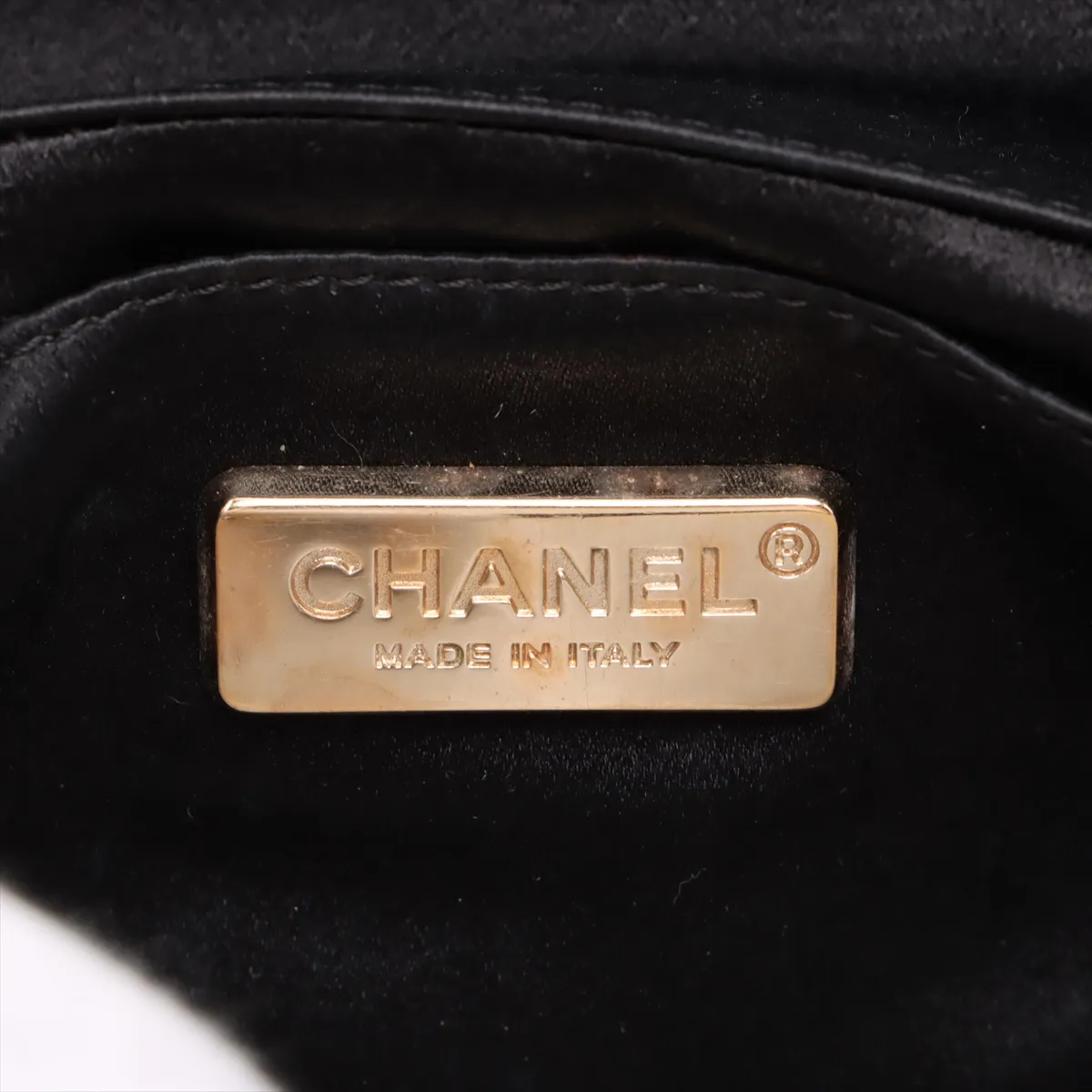 Matelasse Satin Chain Shoulder Bag Camellia Black Gold Hardware 21588364 21s — view 7