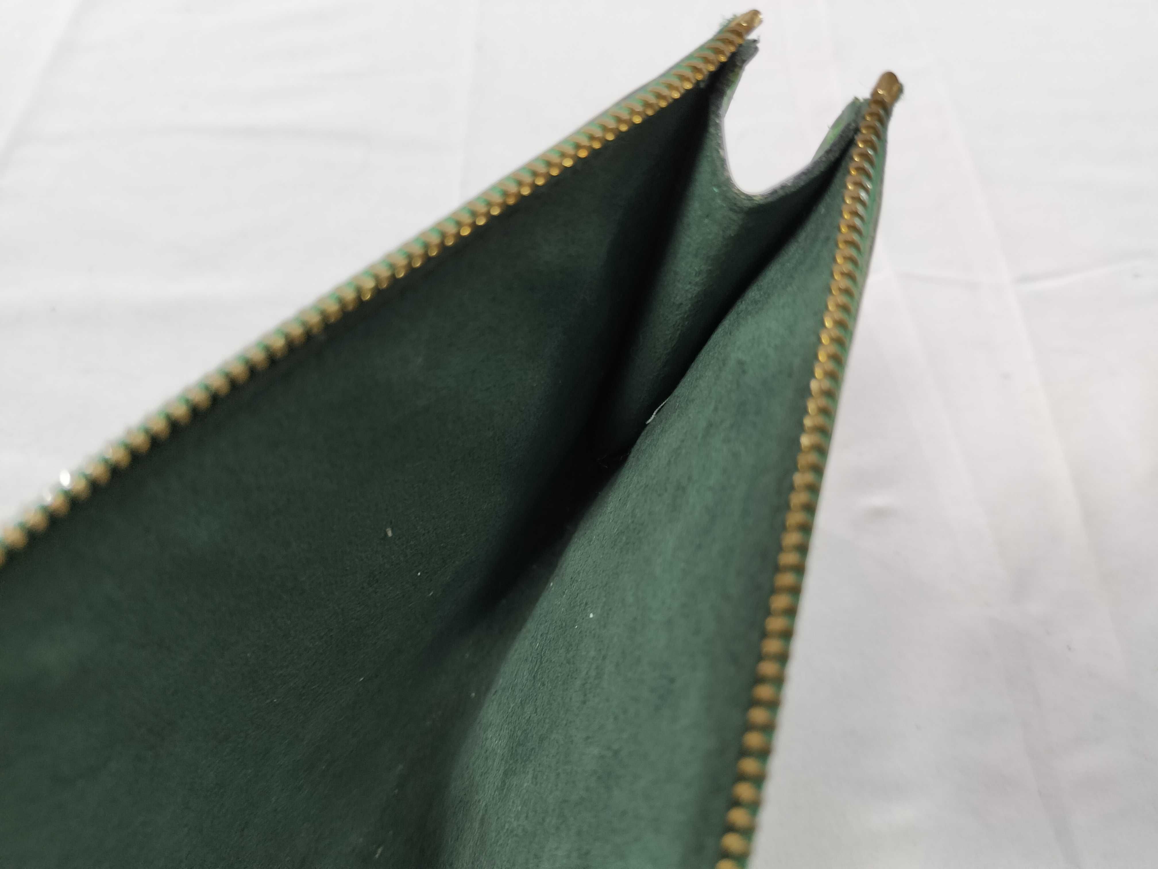 Epi M52944 Pochette Accessoires Borneo Green Pouch — view 8