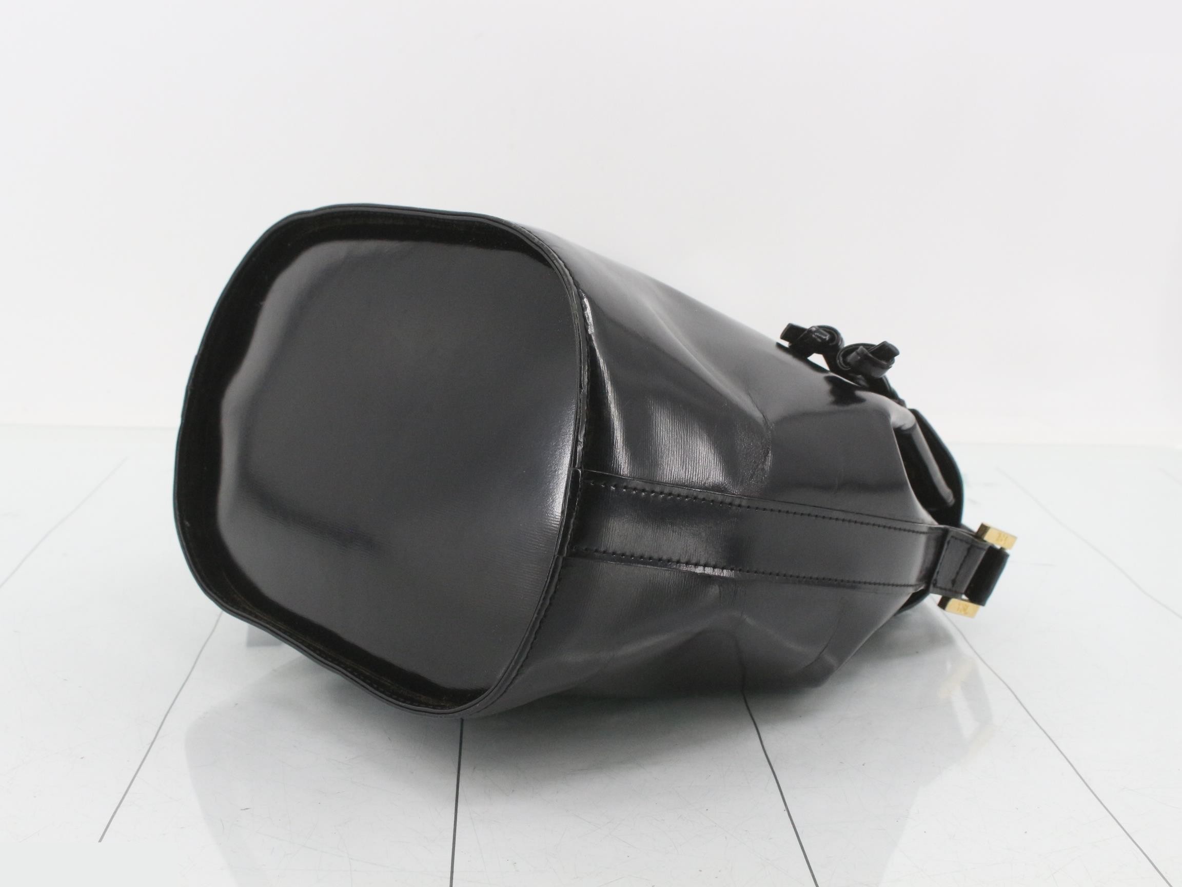 shoulder bag with YSL charm, black leather. — view 6