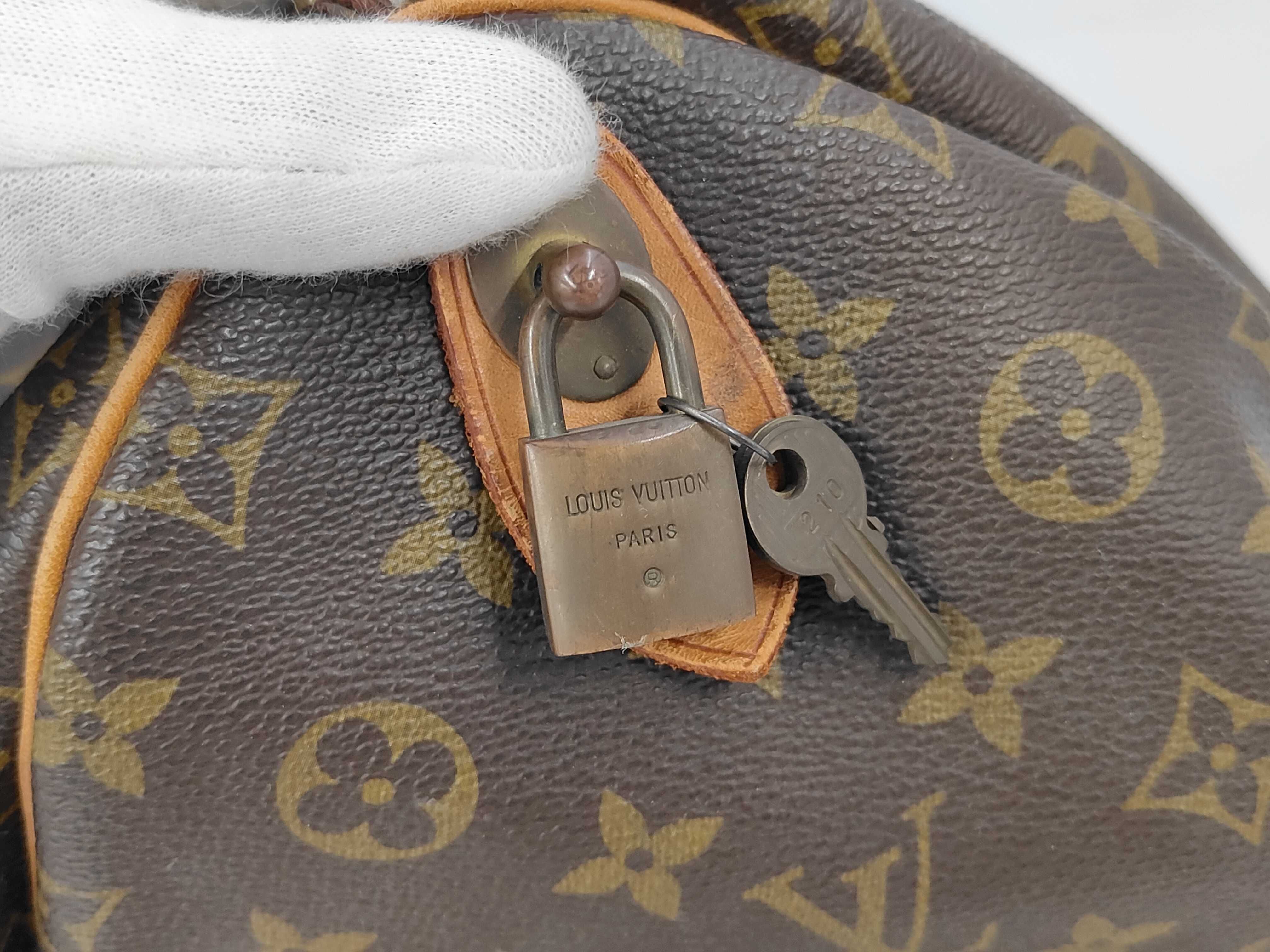 Monogram M41424 Keepall 55 Boston Bag — view 11