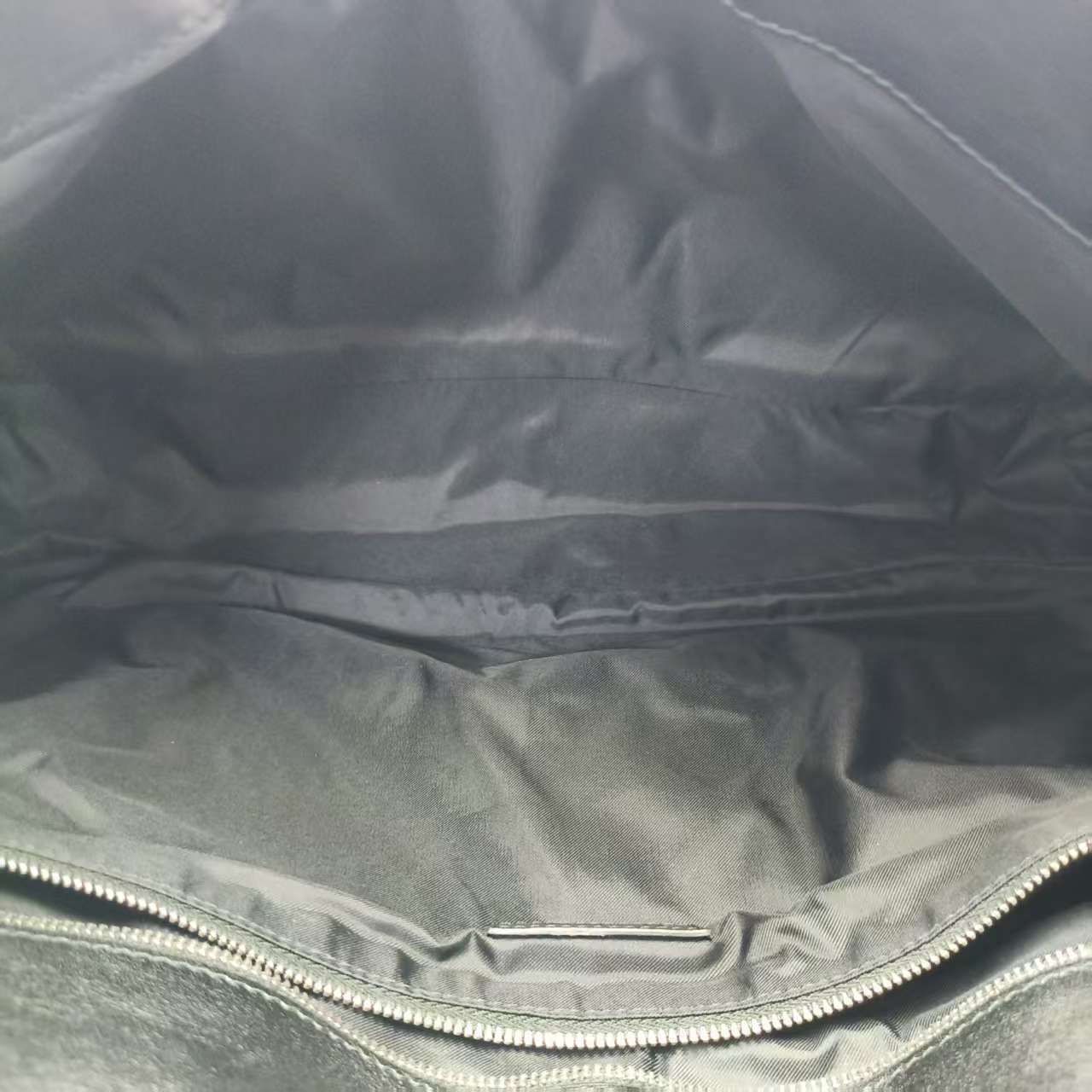 【*Shipped from: China*】BALENCIAGA Leather Shoulder Bag — view 8