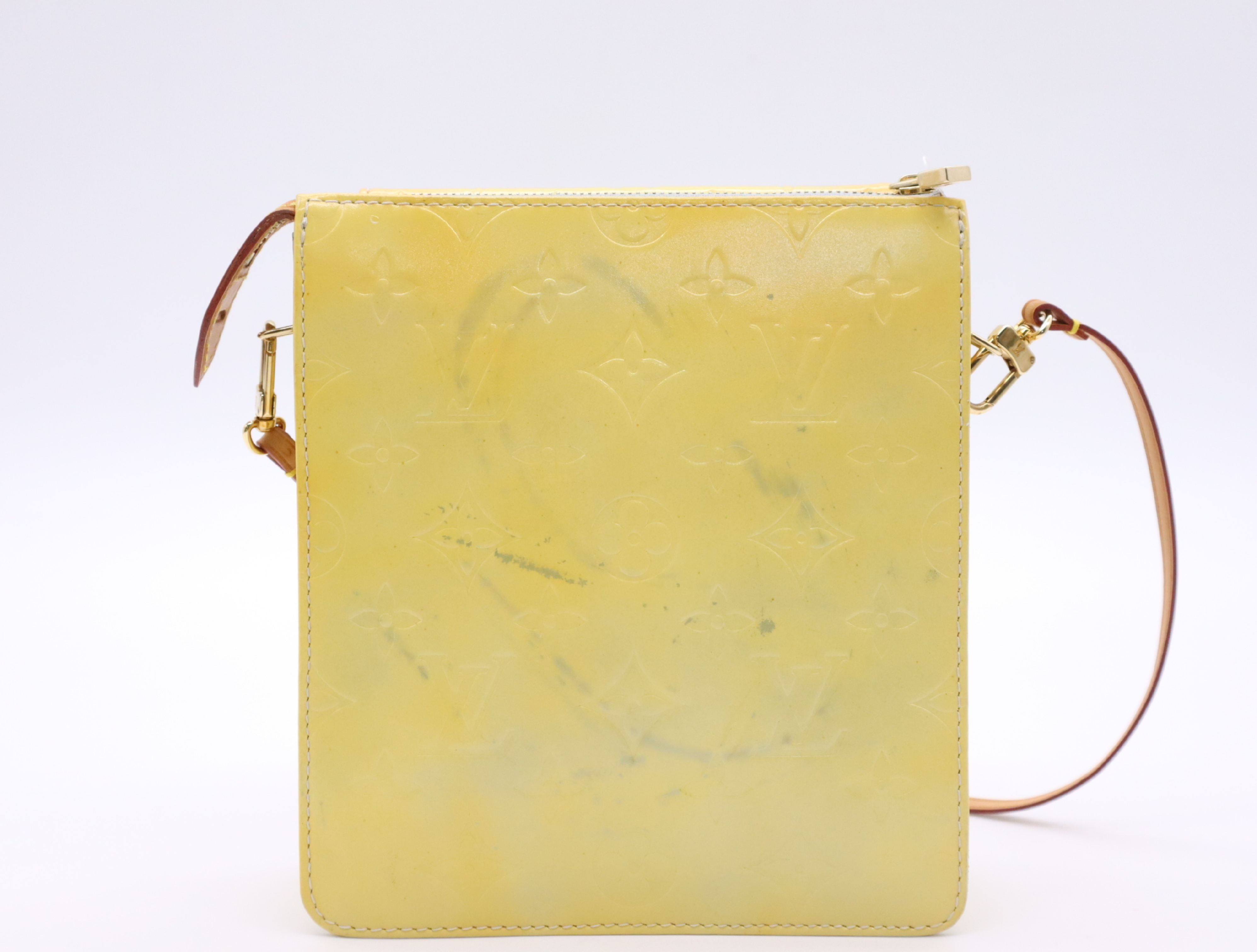 M91224 Vernis Mott Lavande Shoulder Bag with Shoulder Strap — view 2