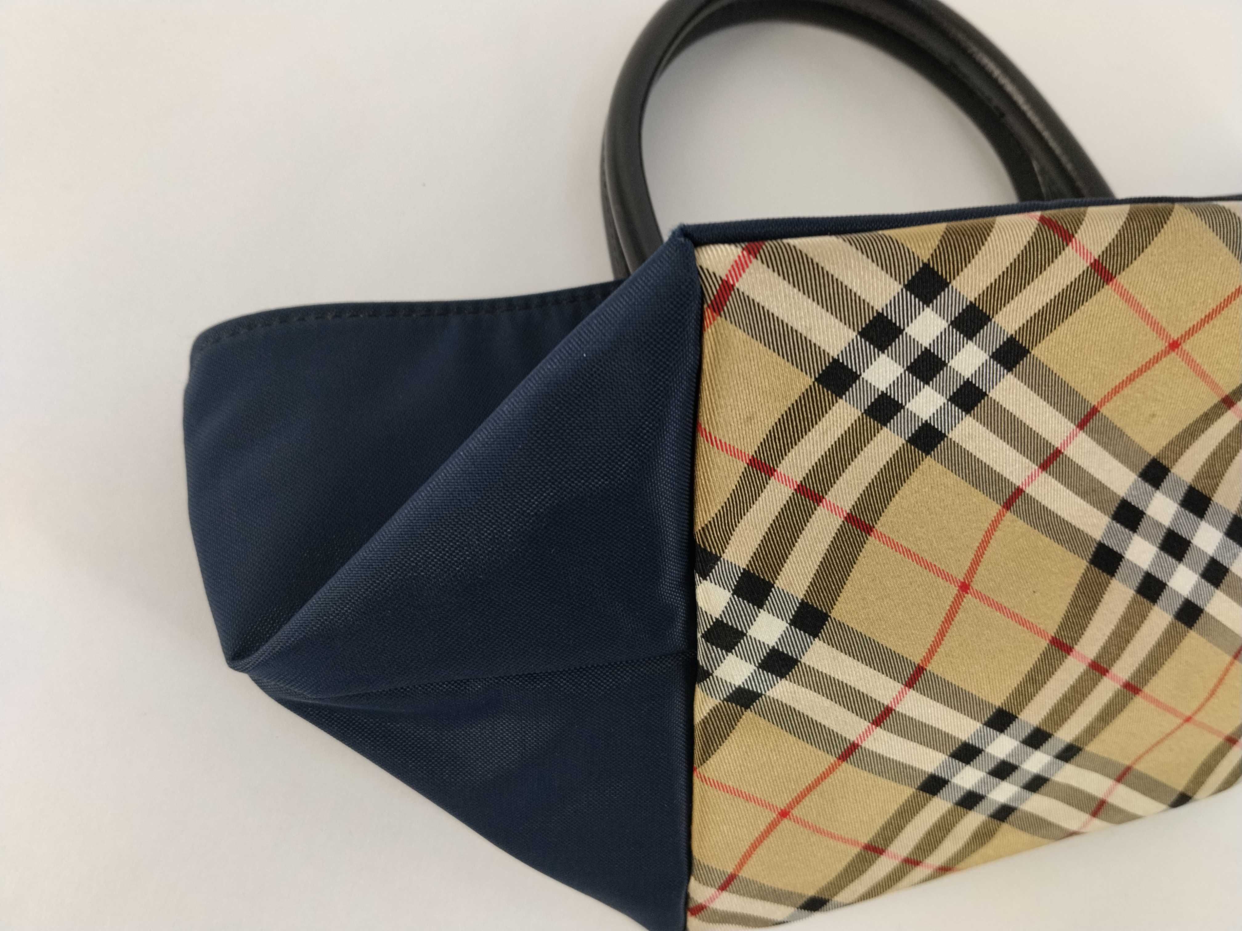Burberrys / Handbag / Nylon Handbag — view 6