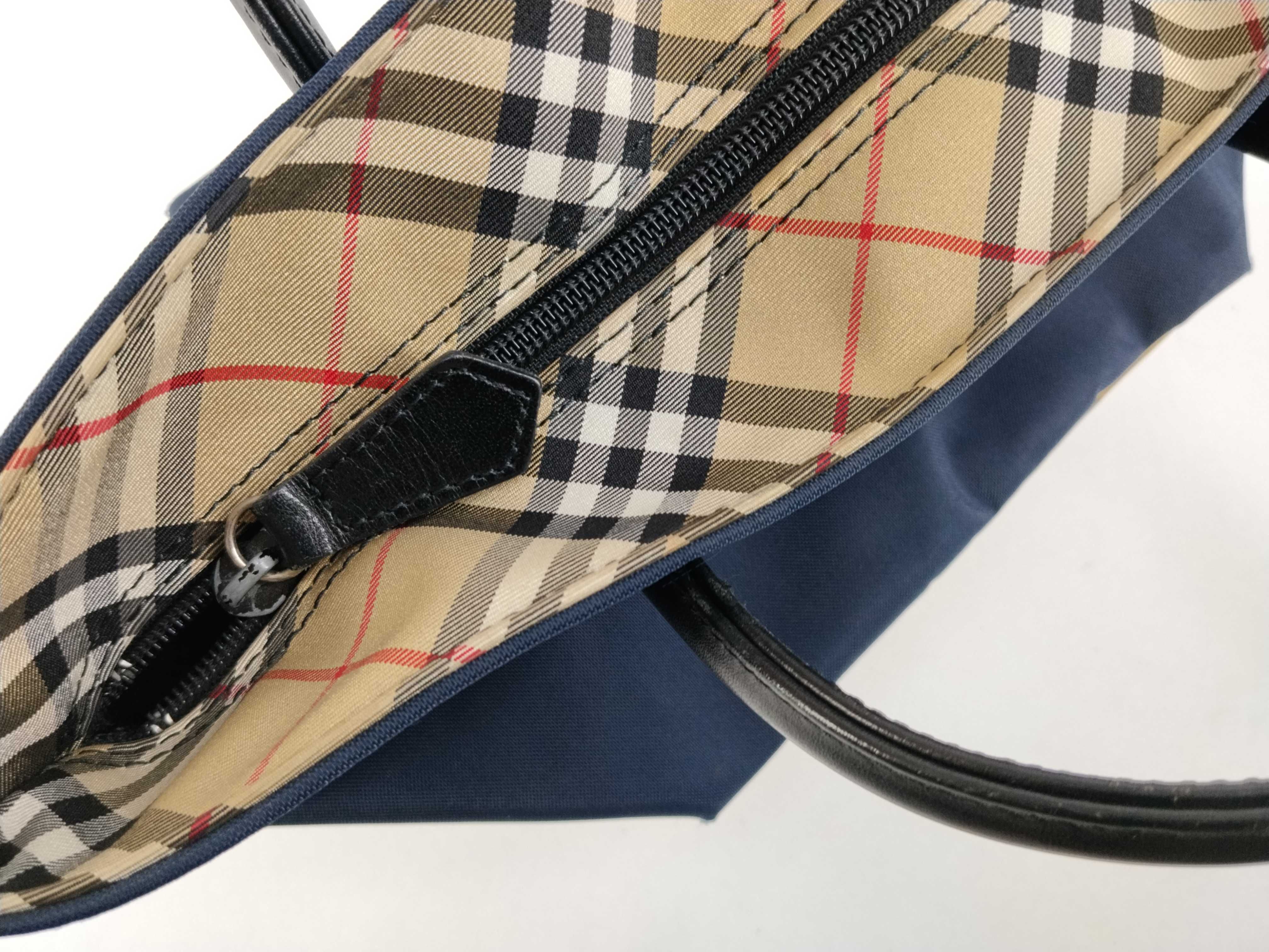 Burberrys / Handbag / Nylon Handbag — view 10