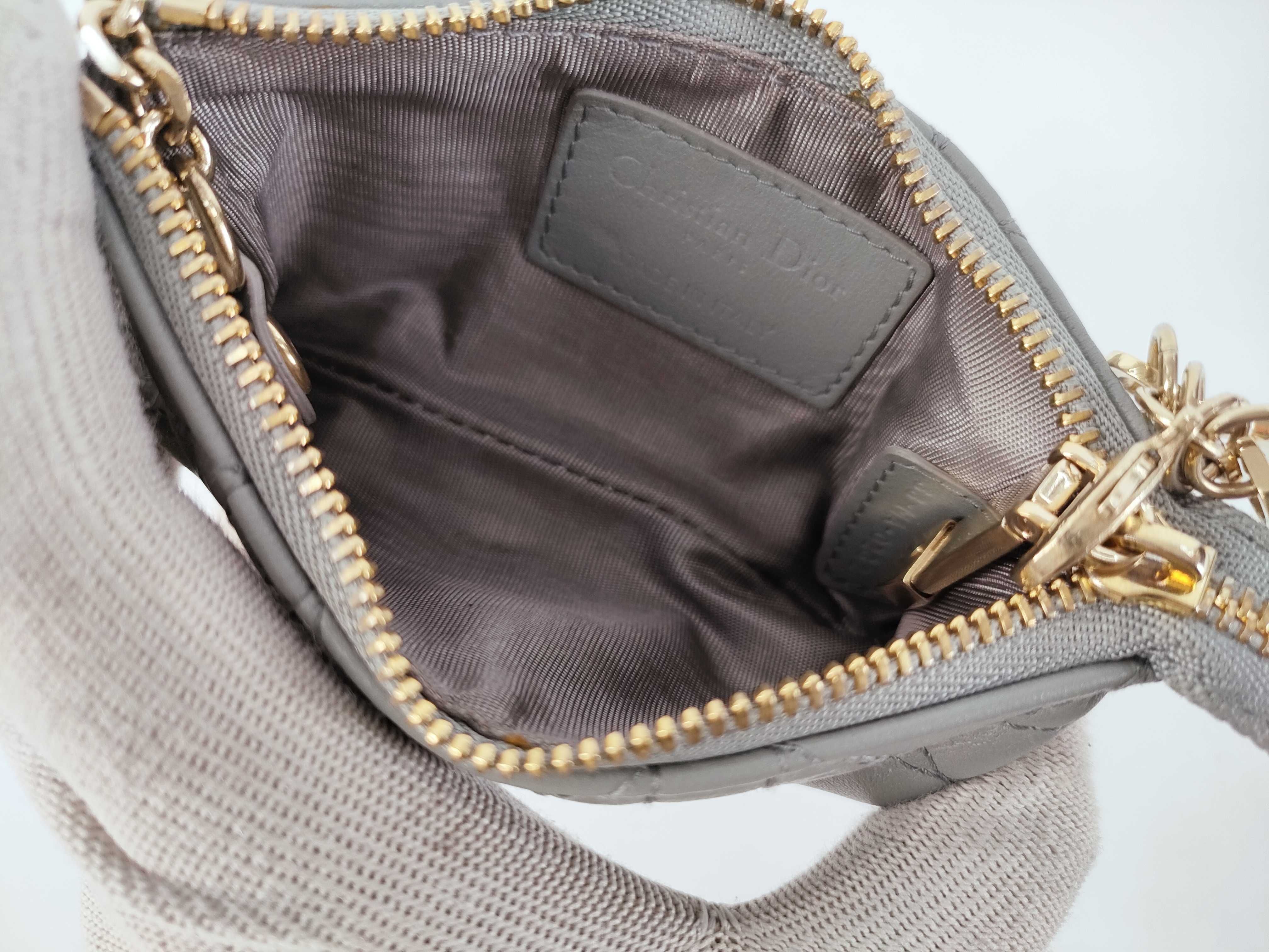 Cannage Grey Coin Case — view 9